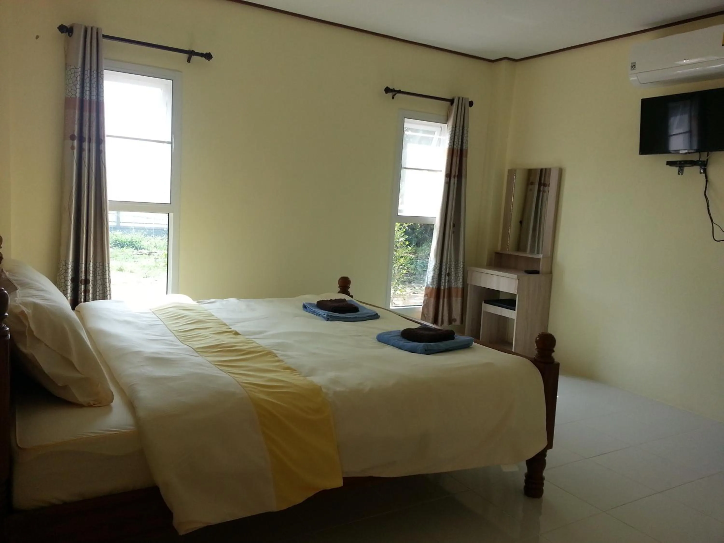 Standard Double or Twin Room in Queue&Bright Resort