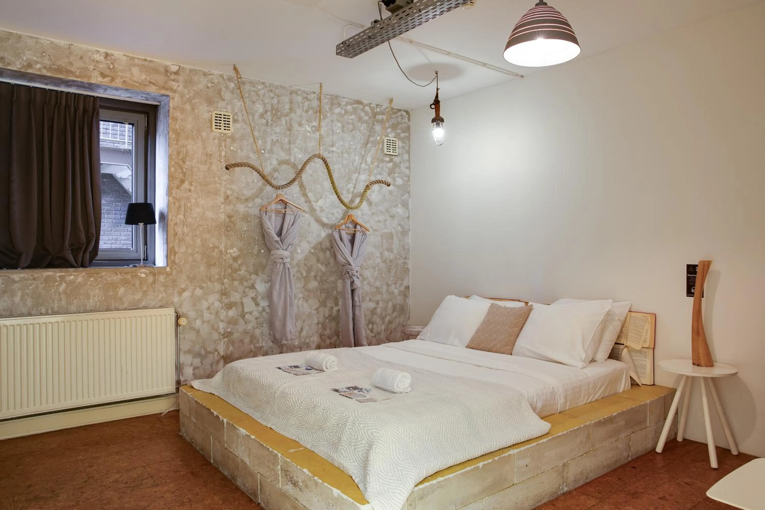 Deluxe Double En-Suite Room in ClinkMama