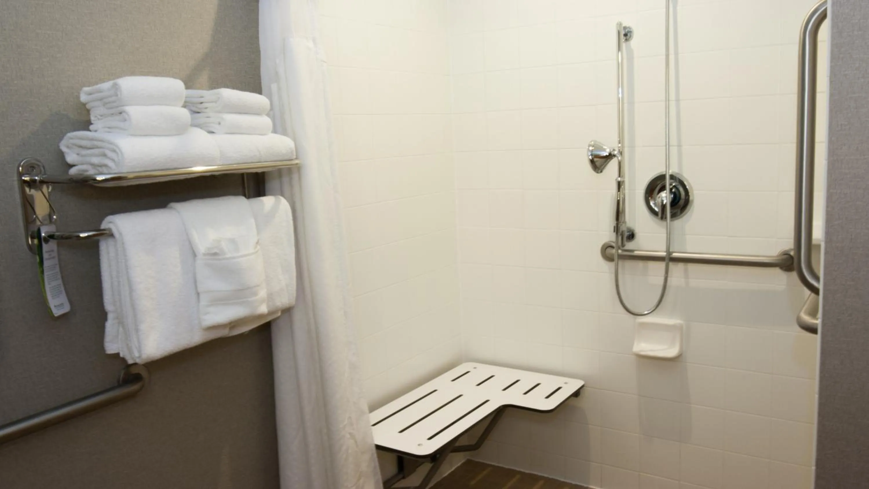Suite with Two Queen Beds and Accessible Roll-In Shower in Holiday Inn Express & Suites Cheney by IHG