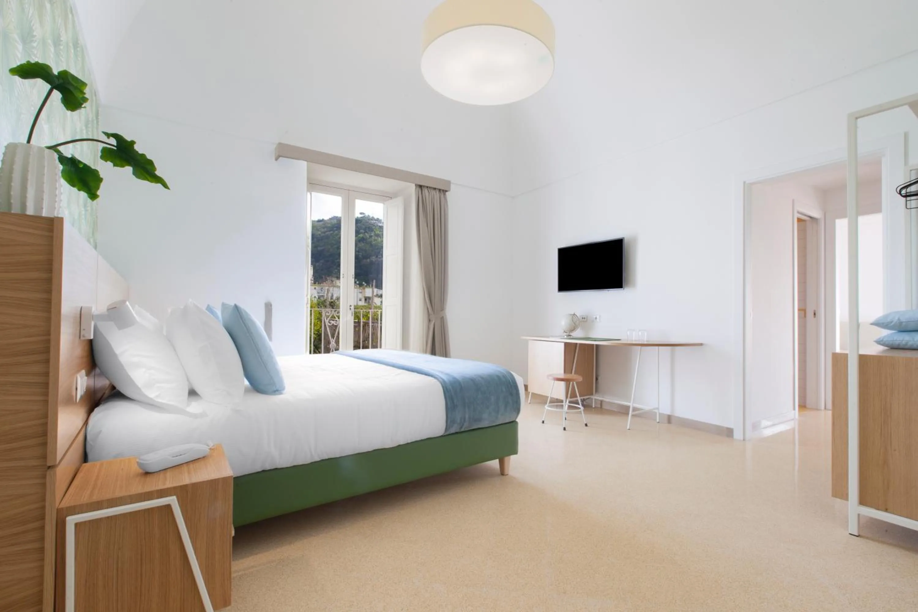 Junior Suite with Terrace in Unconventional Sorrento Coast