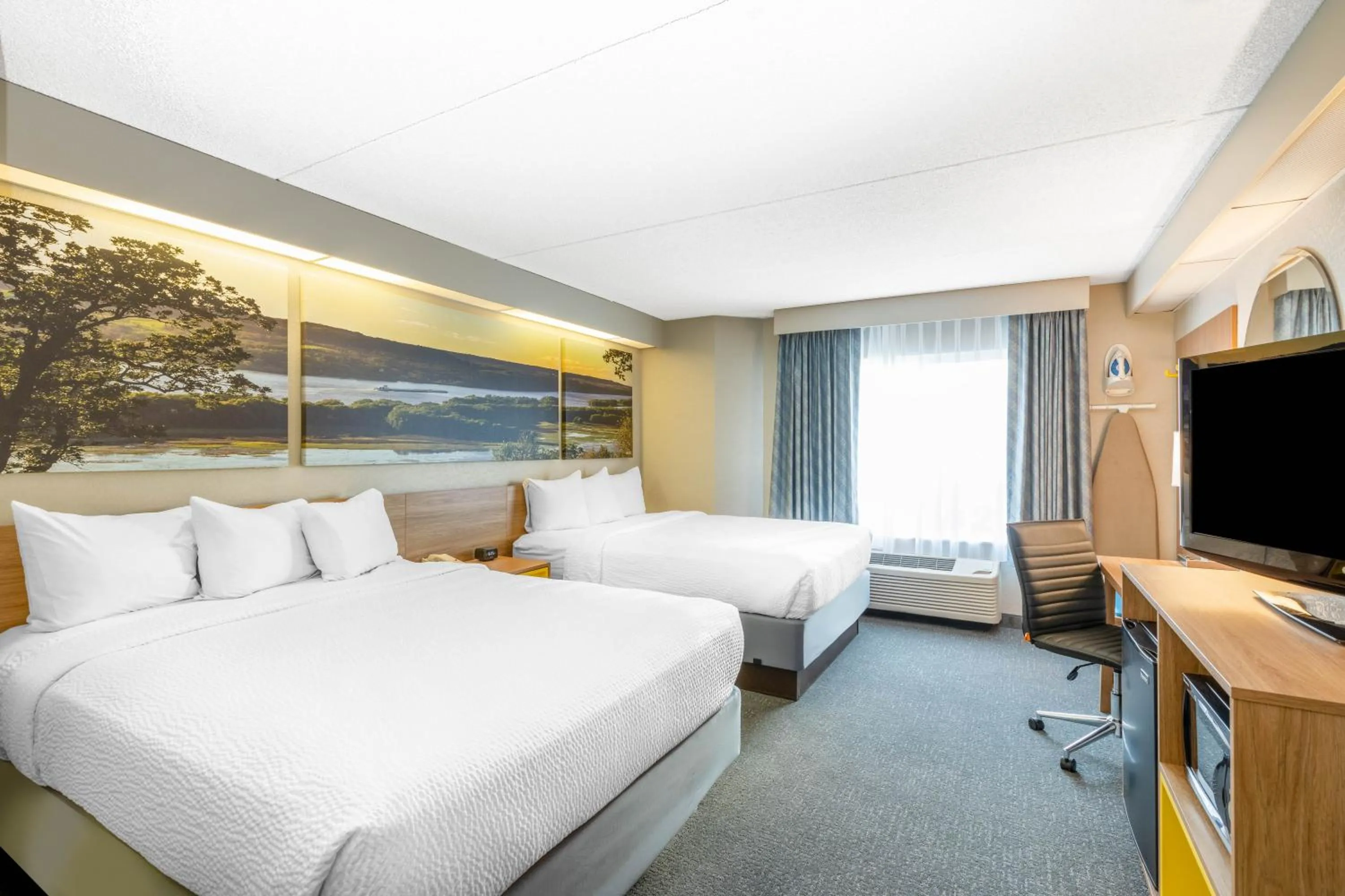 Standard Double Room with Two Double Beds - Non-Smoking in Days Inn by Wyndham Eagan Minnesota Near Mall of America