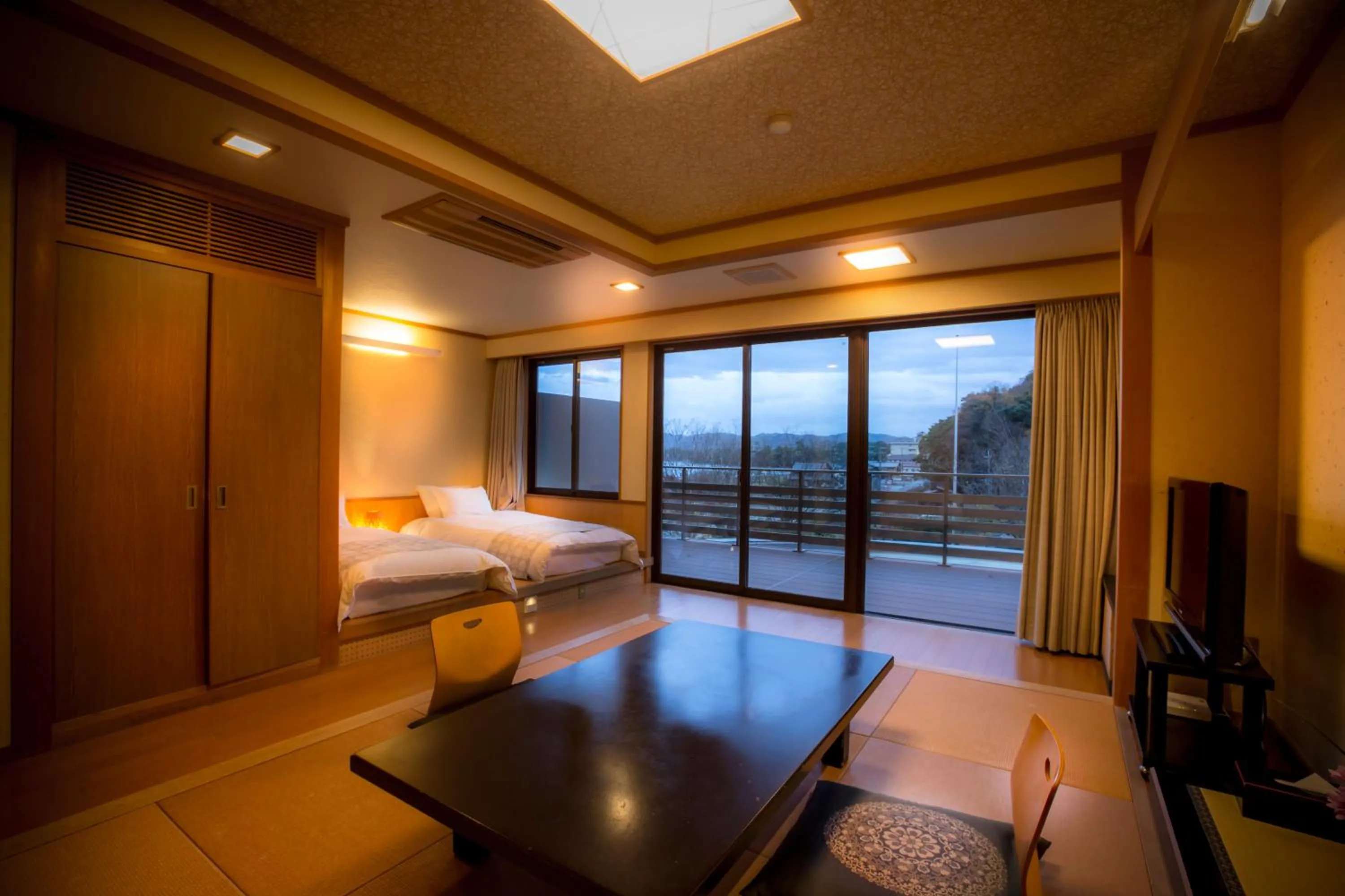 Standard Twin Room with Sea View in Hotel Kitanoya