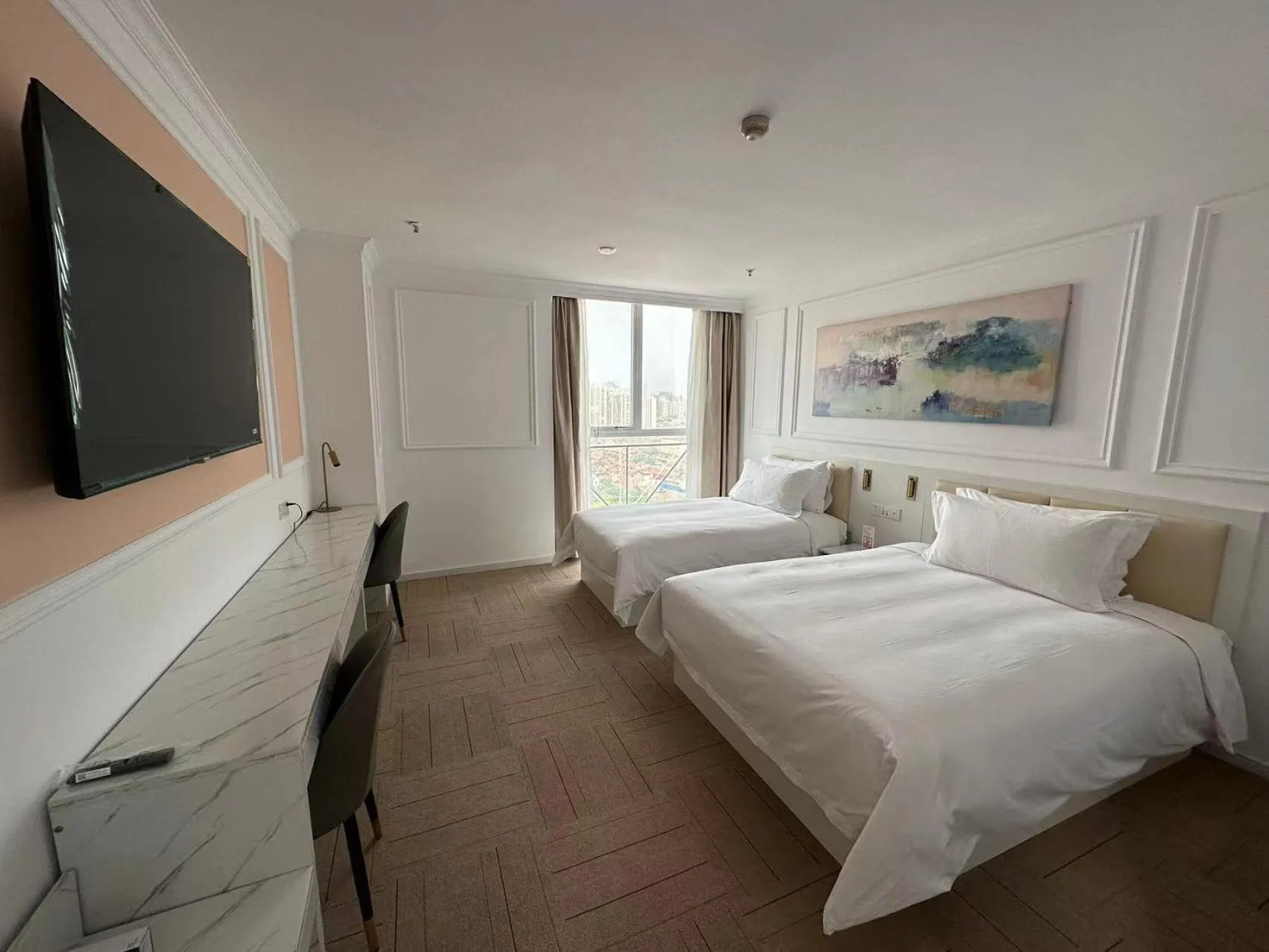 Deluxe Family Room in Magnificent International Hotel