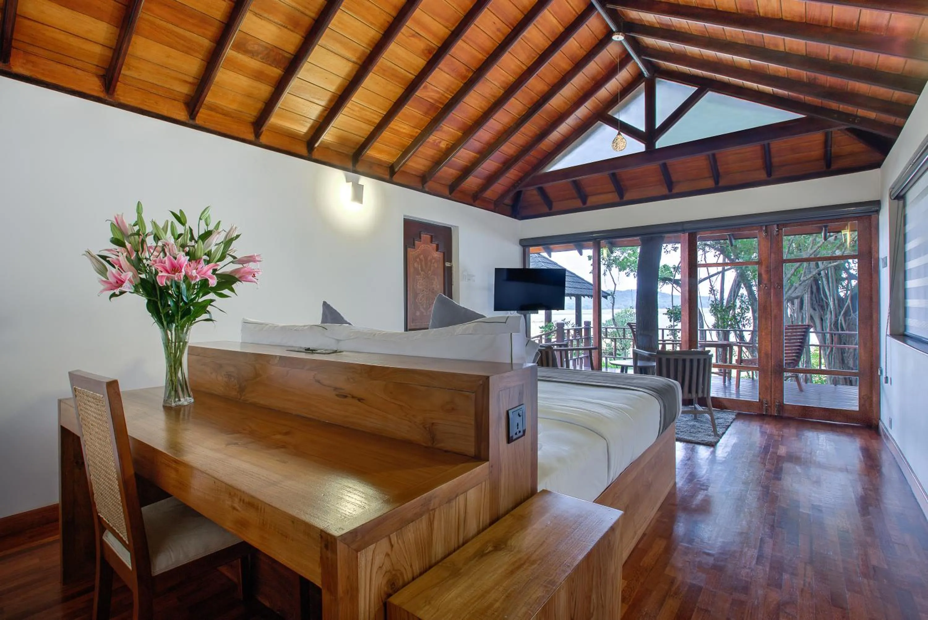 Deer Park Cottage Lake View in The Deer Park Hotel