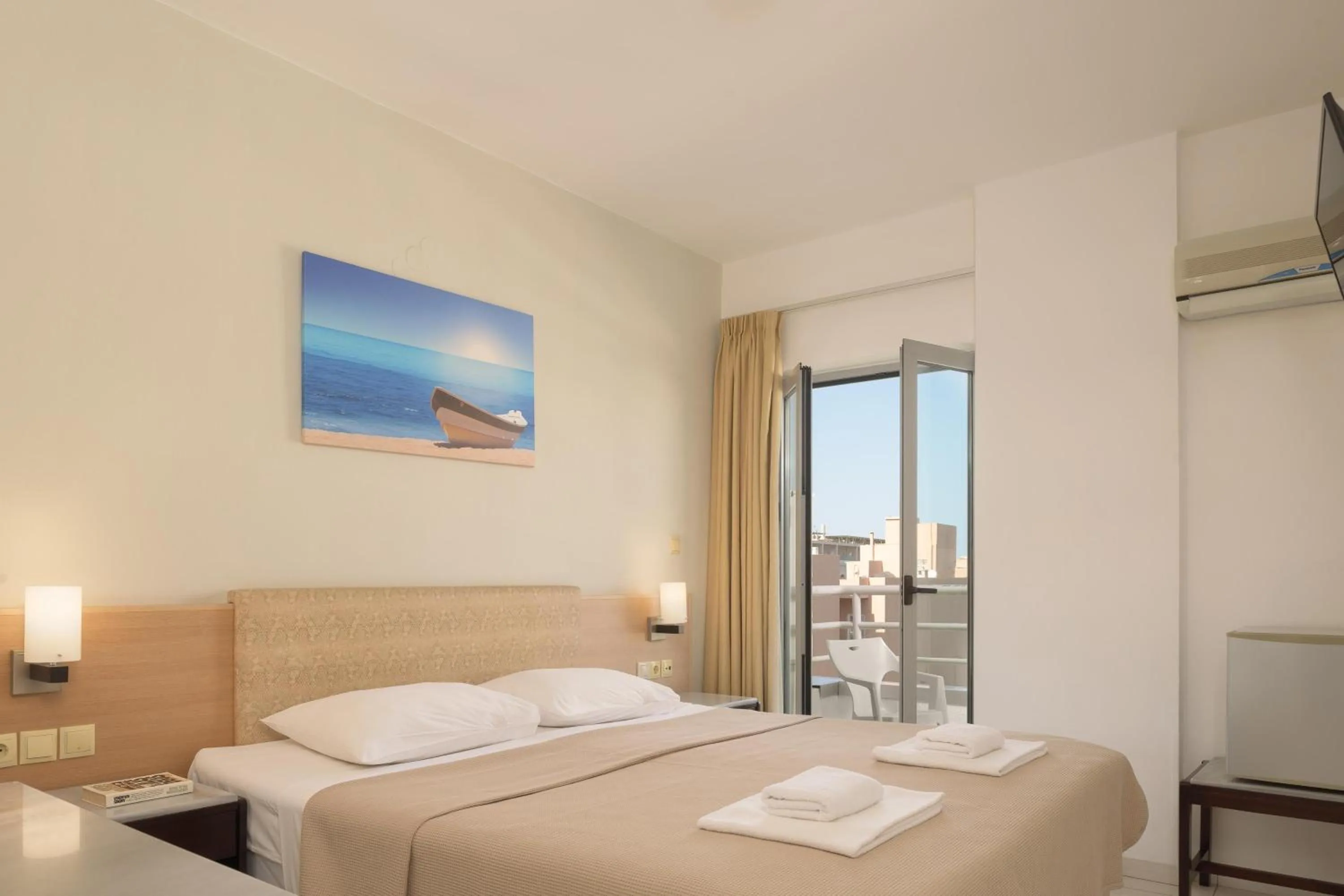 Standard Double or Twin Room with Balcony in Sergios Hotel