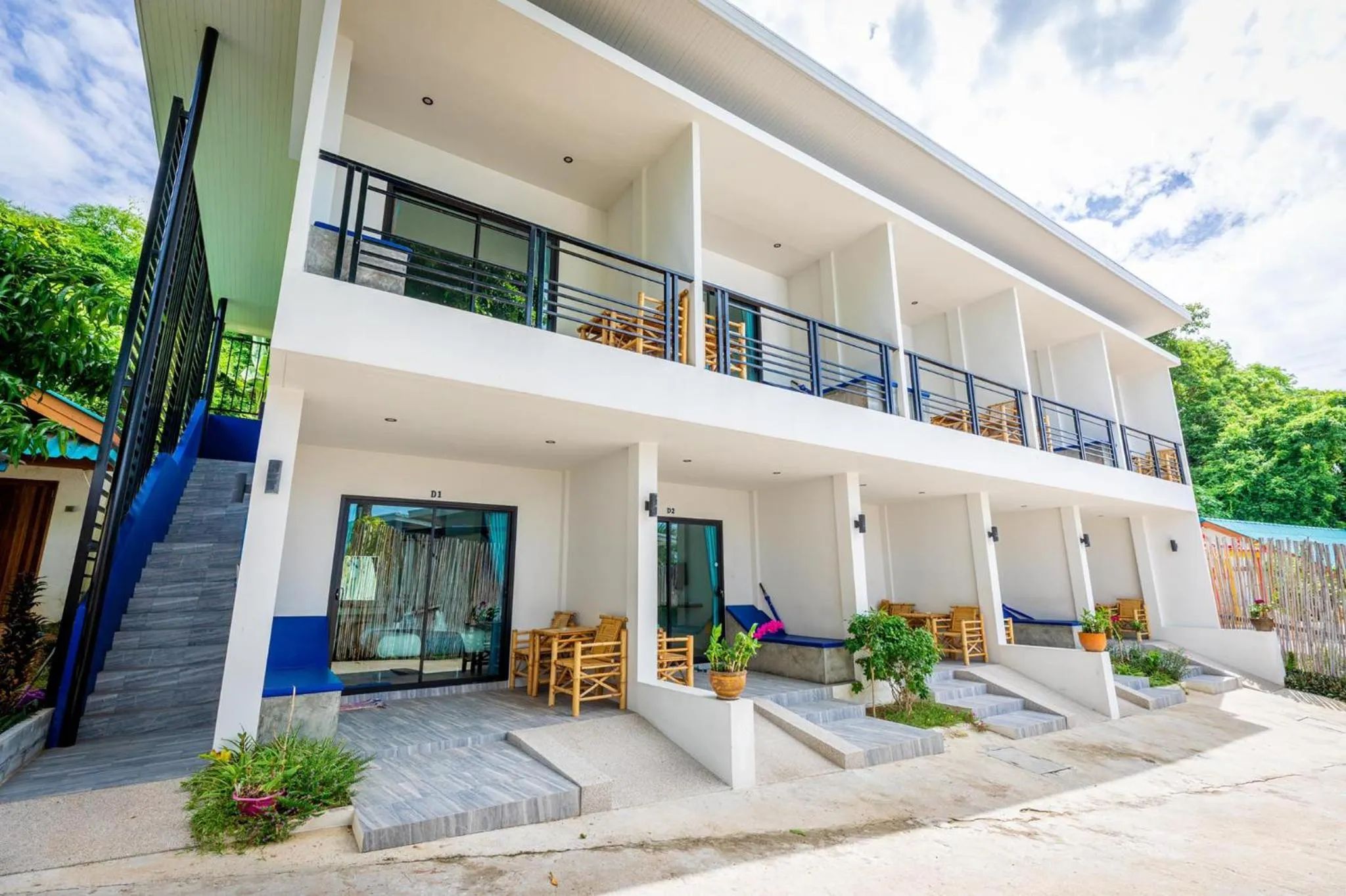 Deluxe Double or Twin Room in Three Trees Samui Resort - Sarocha Villa