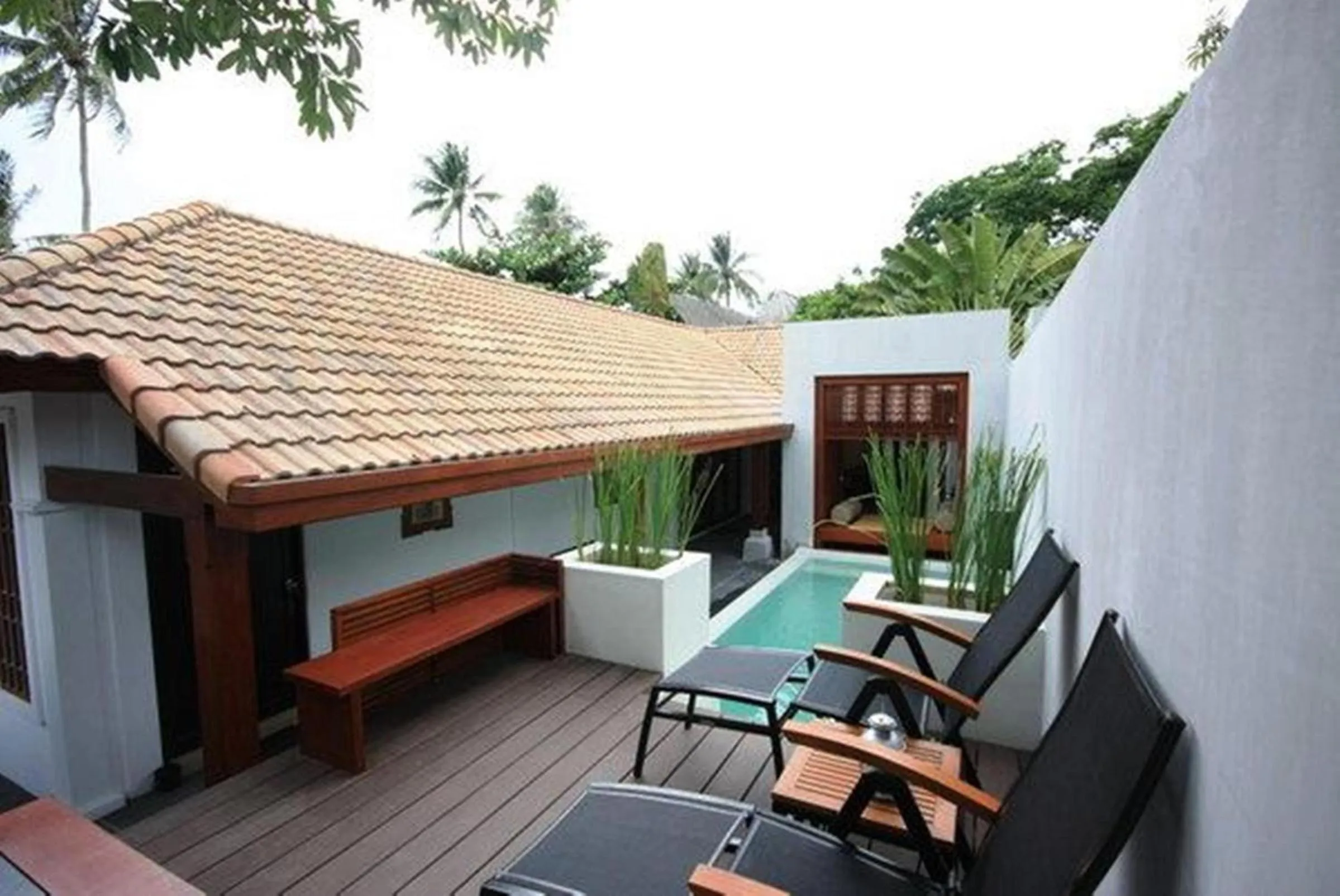 Two-Bedroom Villa with Private Pool in Pao Jin Poon Villa