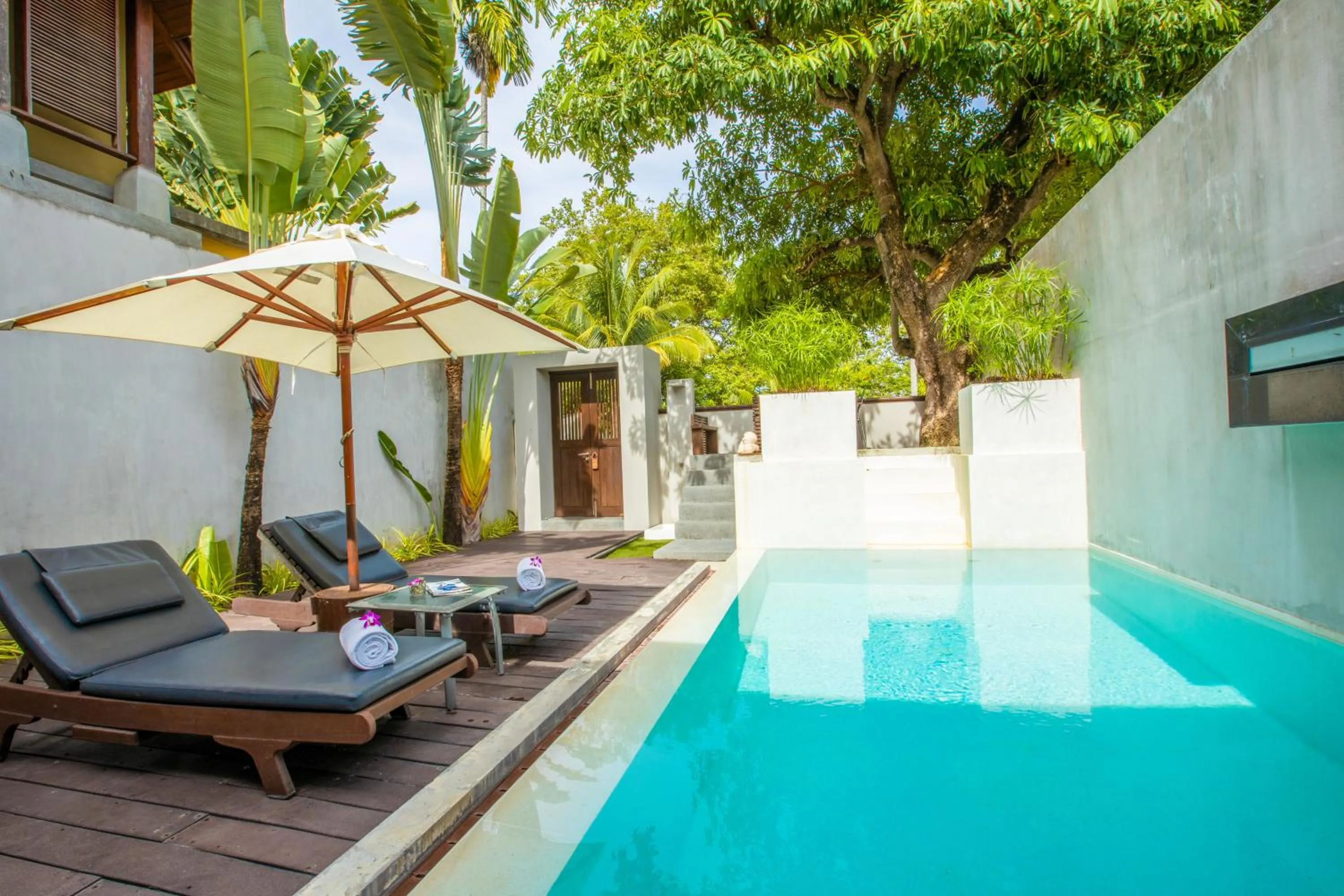 One-Bedroom Villa with Private Pool in Pao Jin Poon Villa