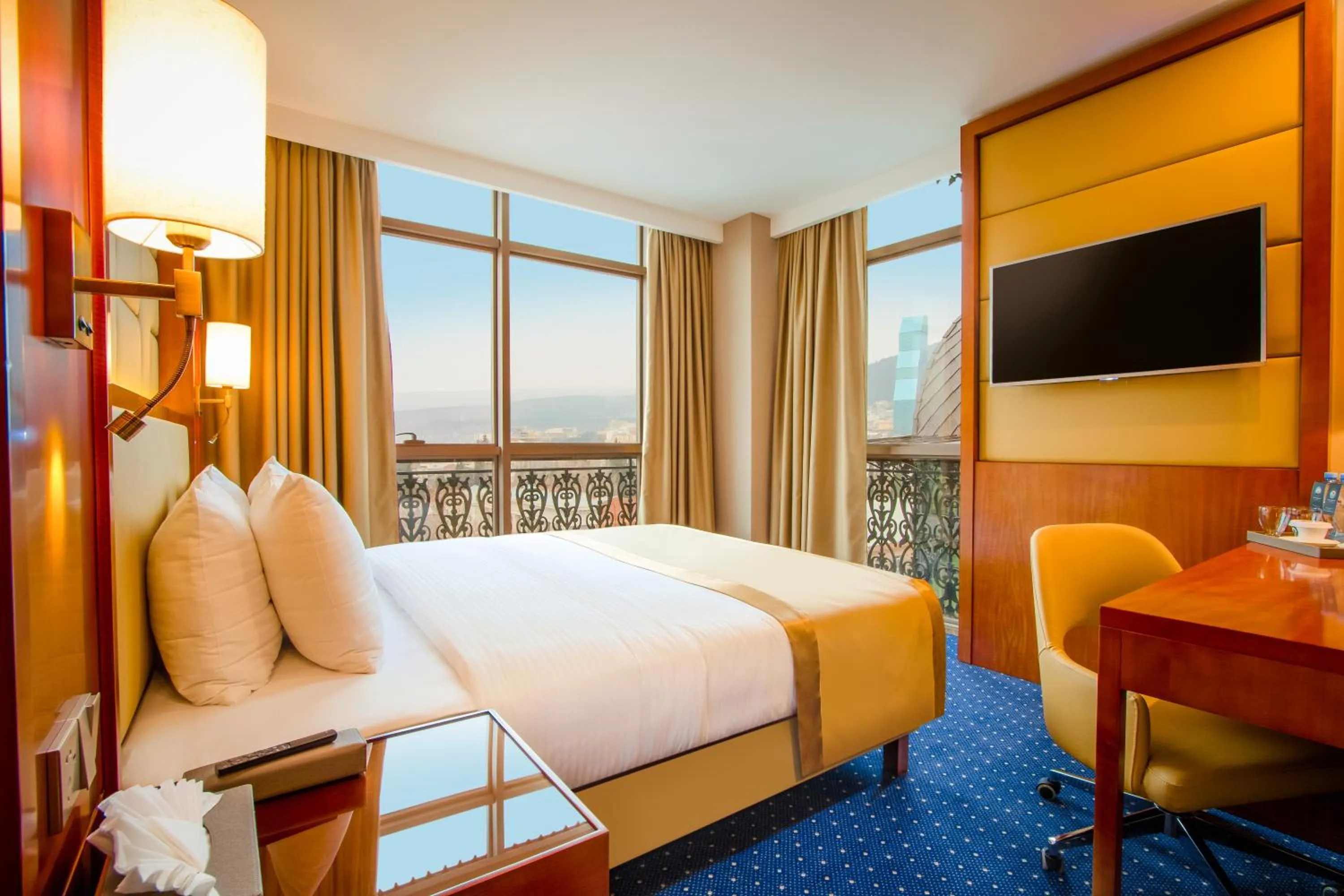 Standard King Room in New Tiflis Hotel