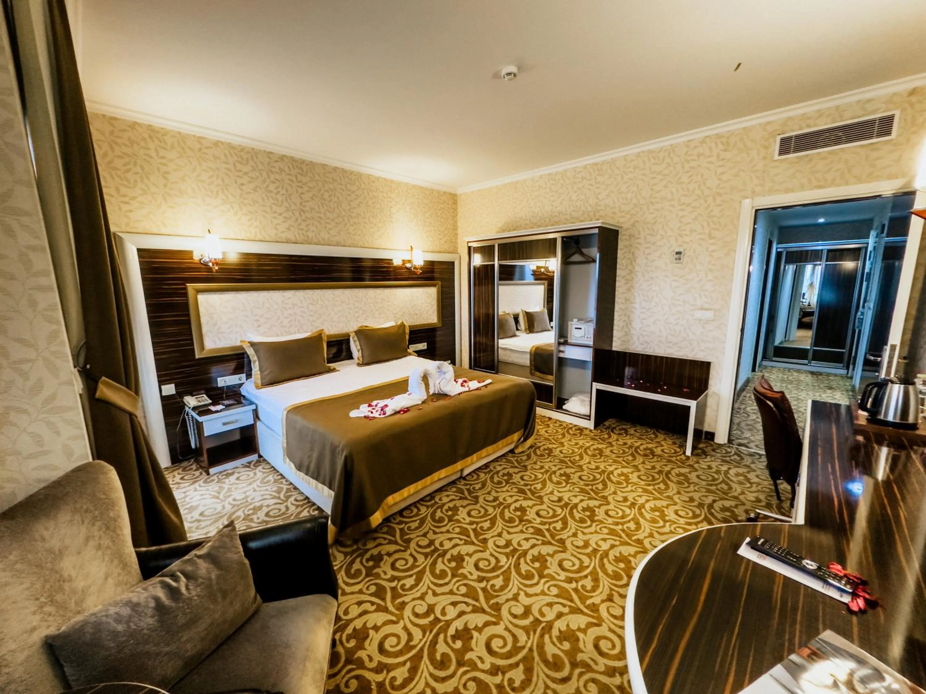 Family Junior Suite in Elegance Resort Hotel & SPA Wellness-Aqua