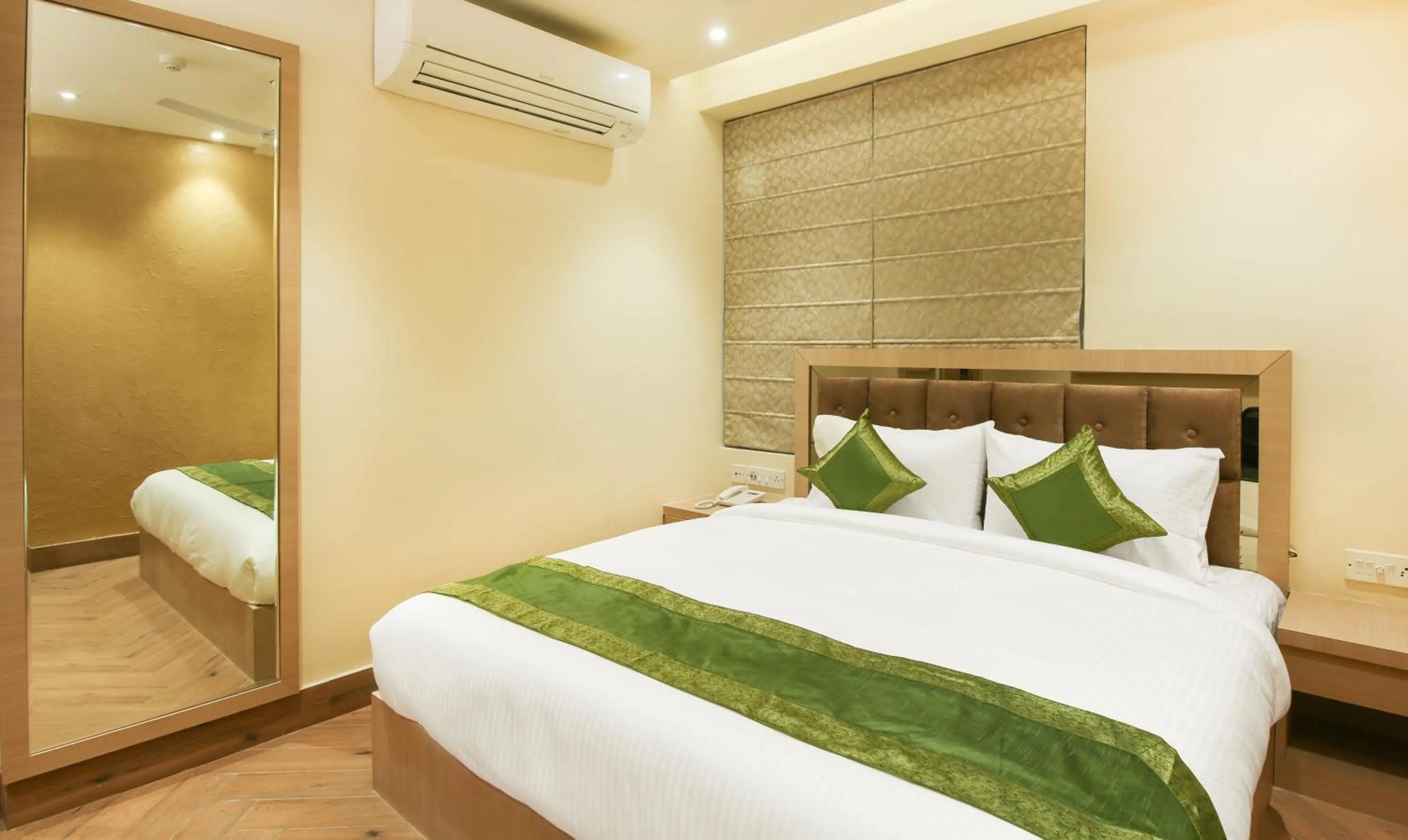 Standard Room - single occupancy in Treebo Hoops - Airport, VIP Road