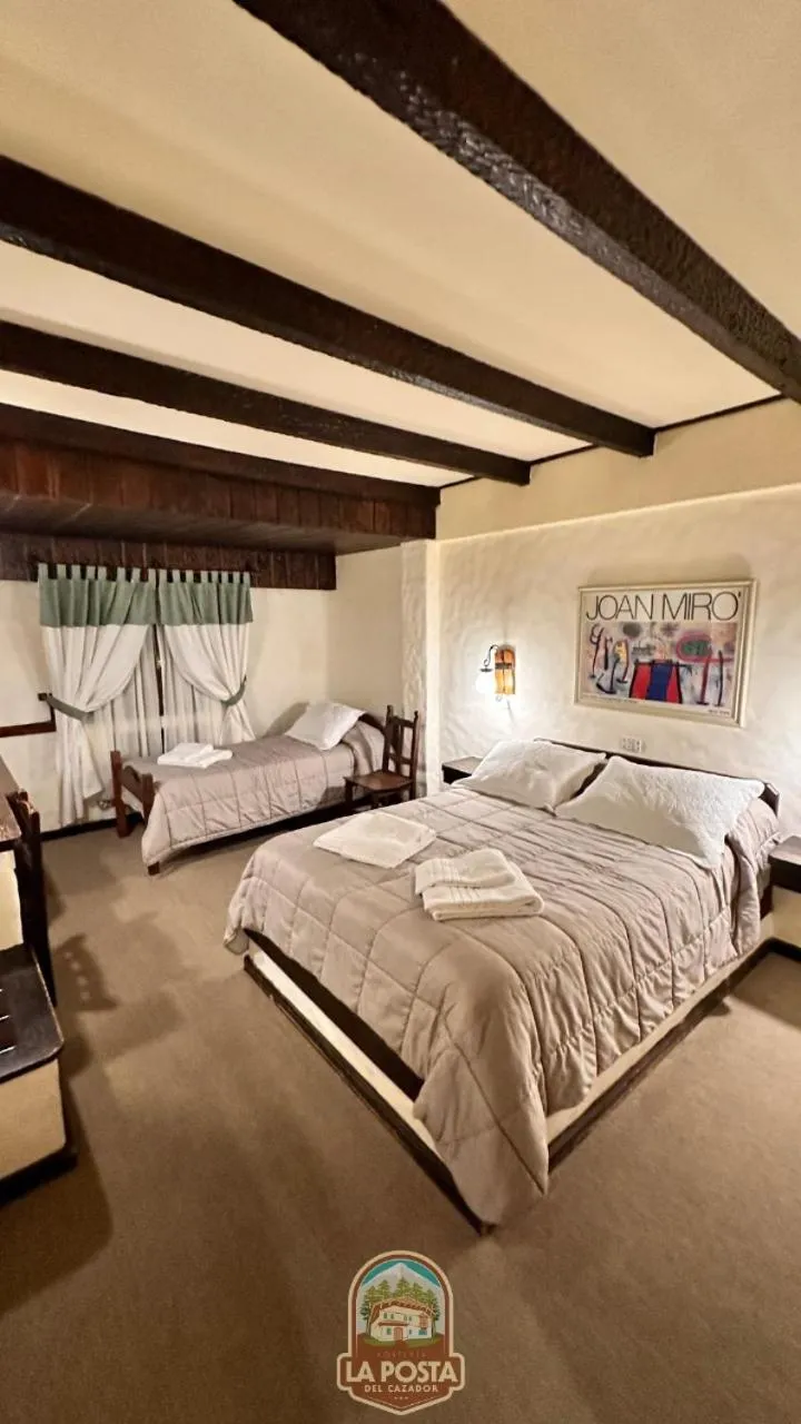 Standard Triple Room in Hostería La Posta Del Cazador