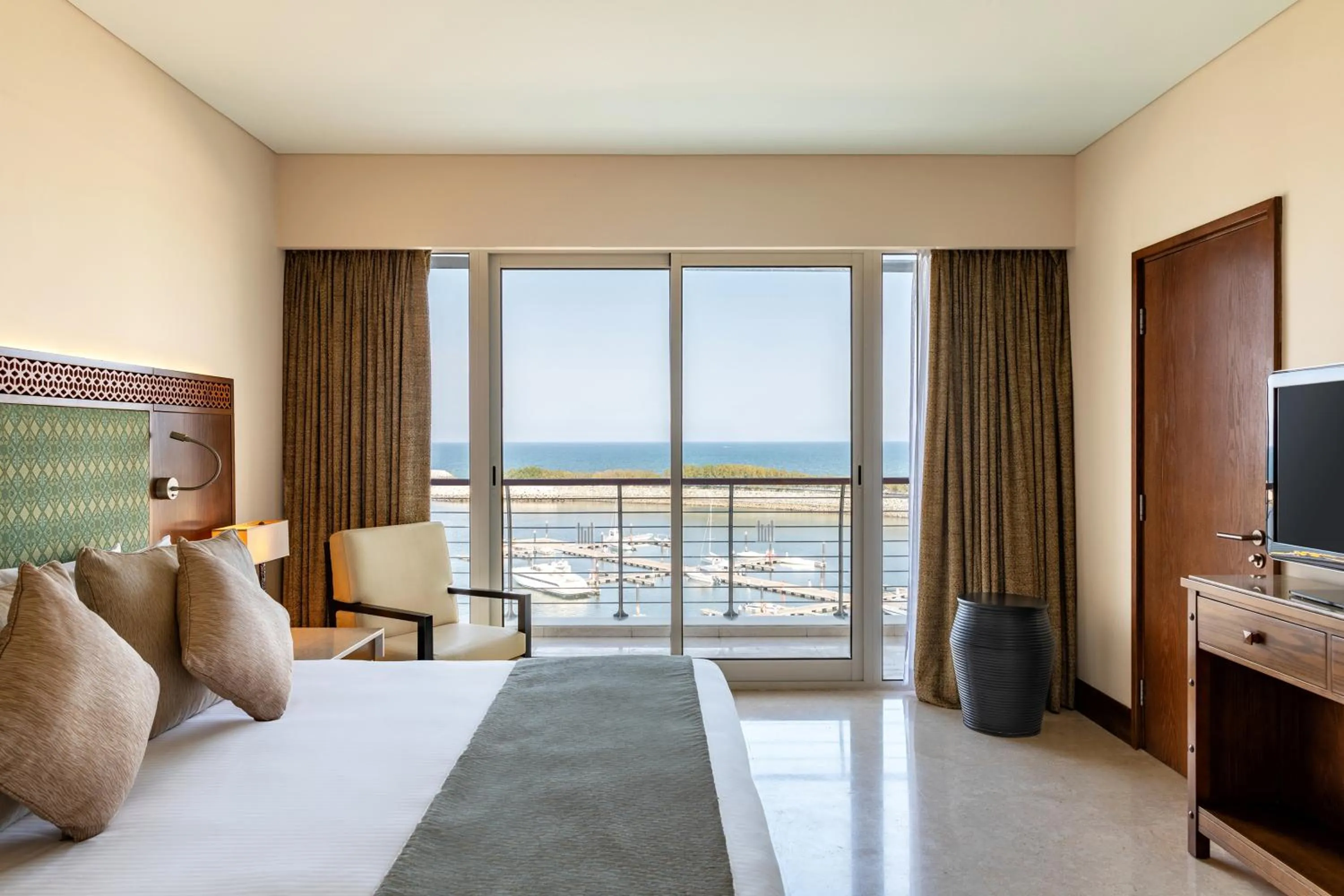 Executive Sea View Suite in Barceló Mussanah Resort, Sultanate of Oman