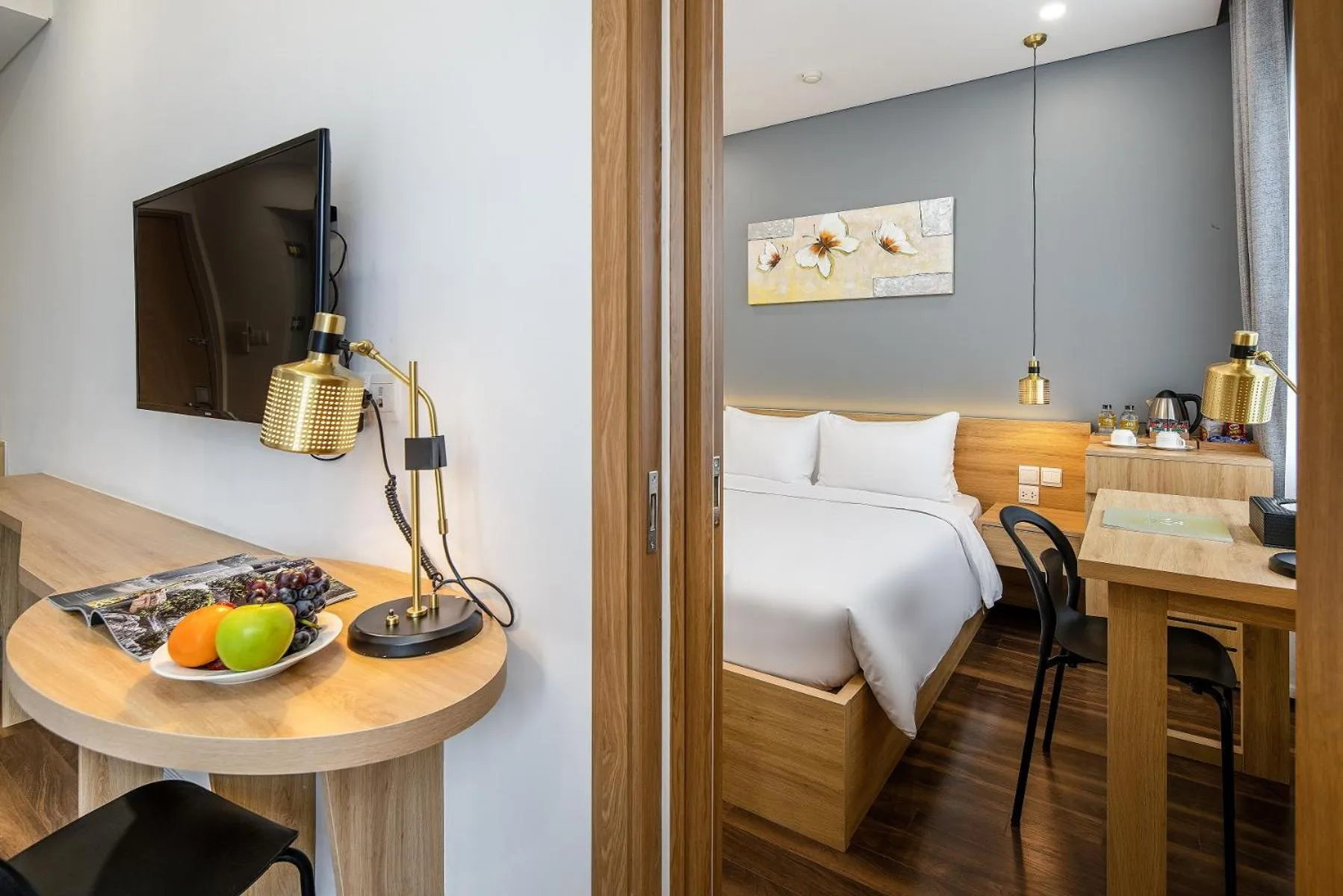 Family Room with Garden View in Magnolia Hotel