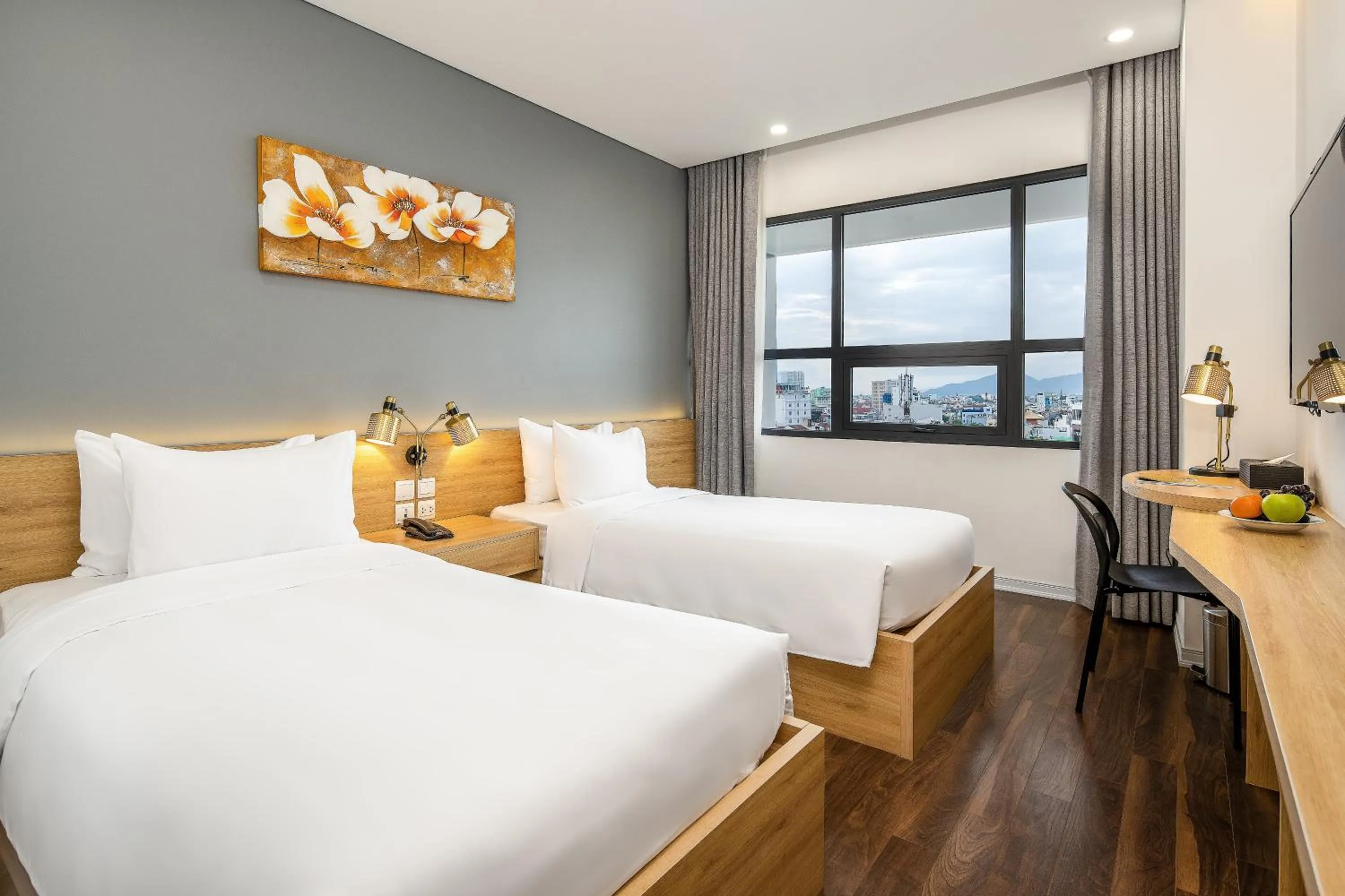 Deluxe Twin Room in Magnolia Hotel