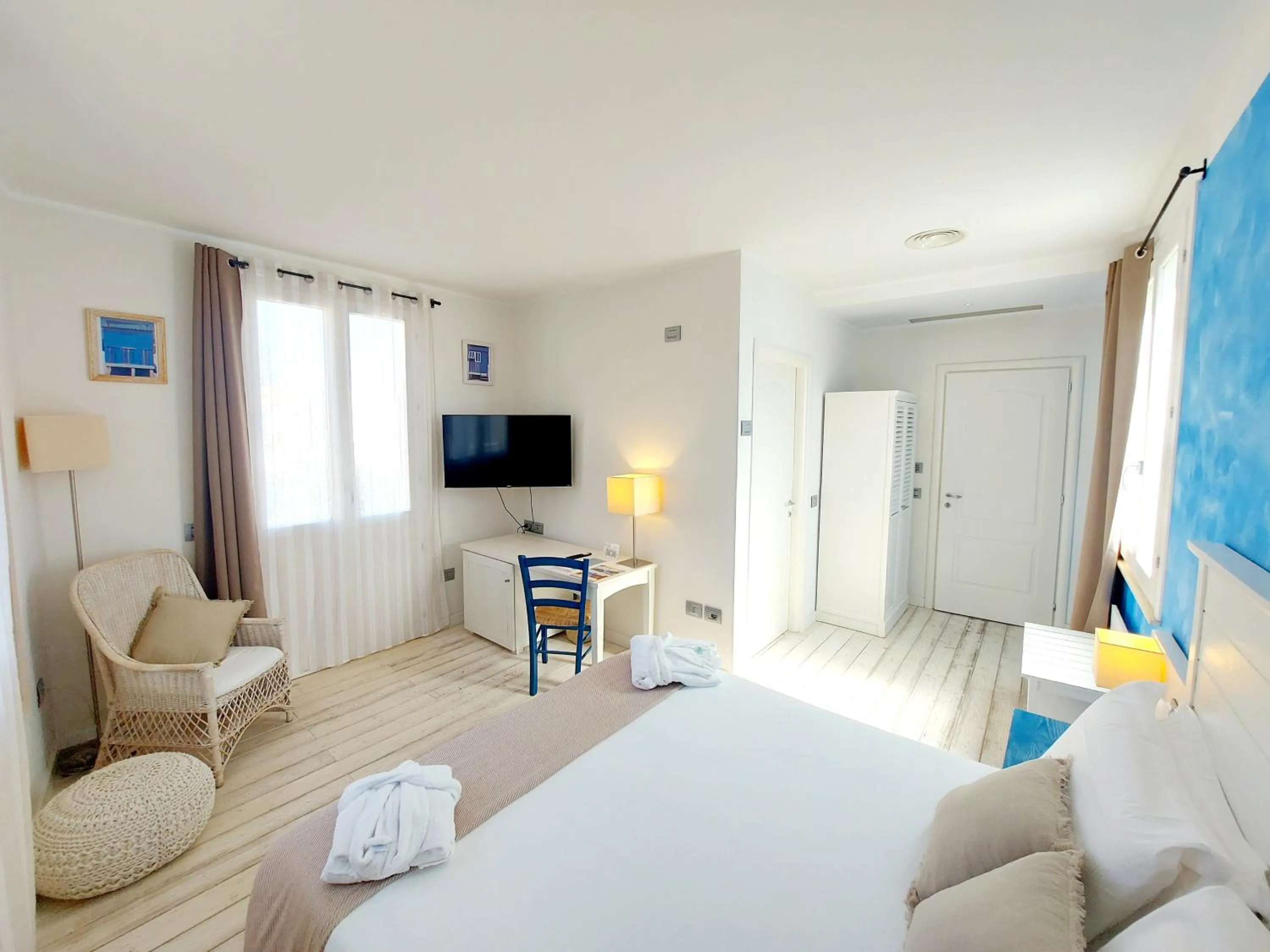 Superior Double Room with Terrace - single occupancy in Hotel La Villa Del Mare