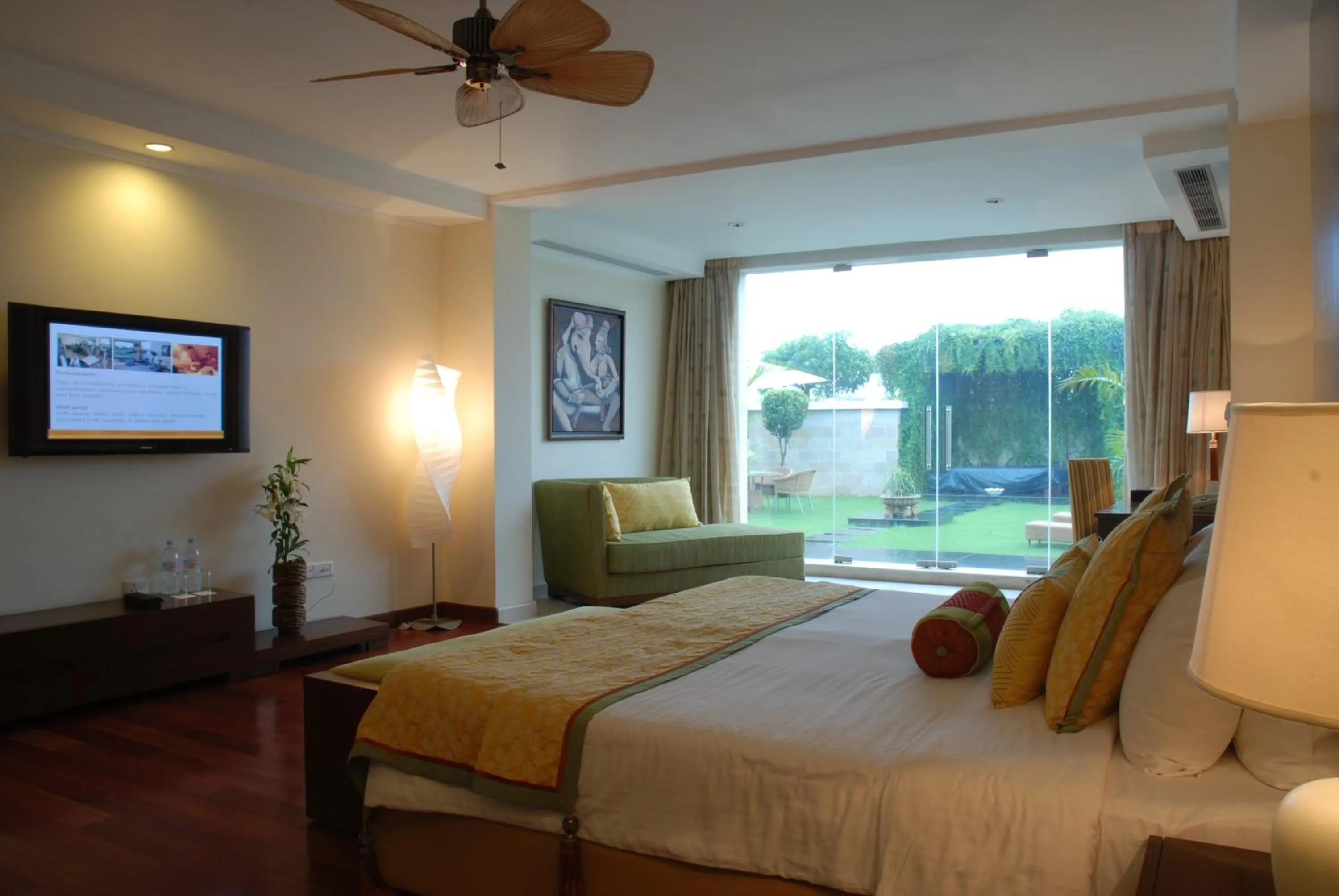 Lalit Garden view Twin Bed  in The Lalit Temple View