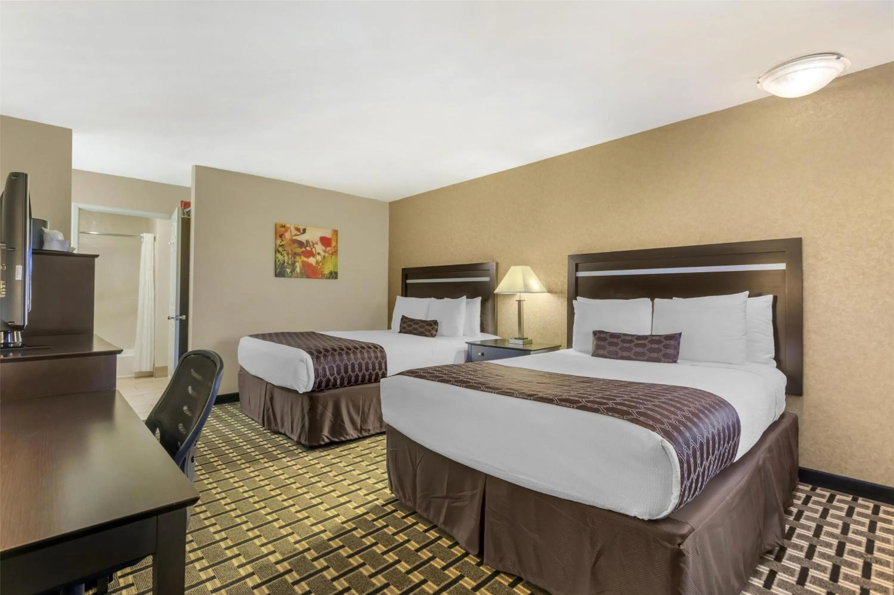 Queen Room with Two Queen Beds in Best Western Plus Pleasanton Inn