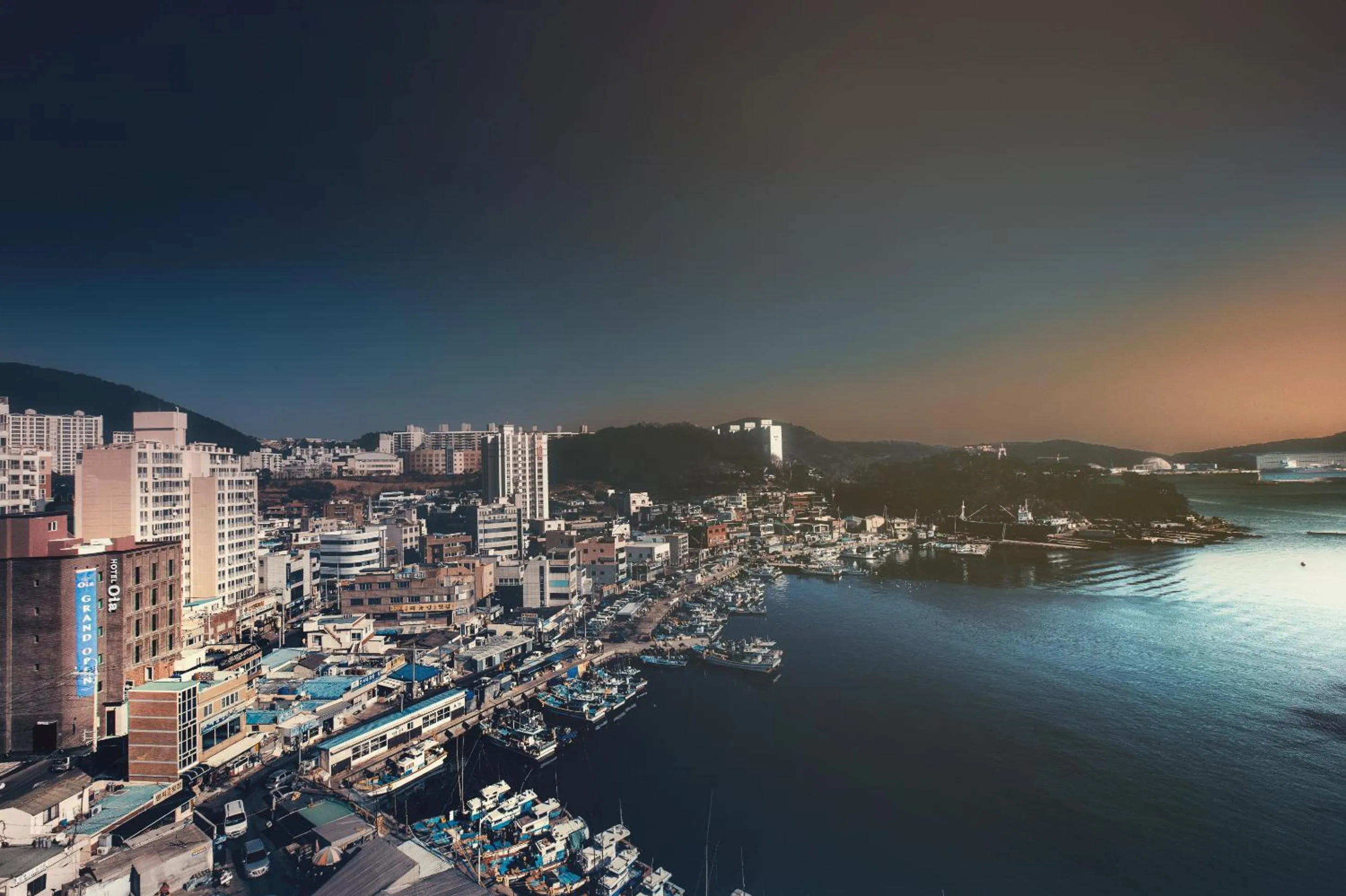 Deluxe Double Room with Sea View in BROWN DOT Hotel Dadaepo Beach ㅡ 구 Oia Hotel