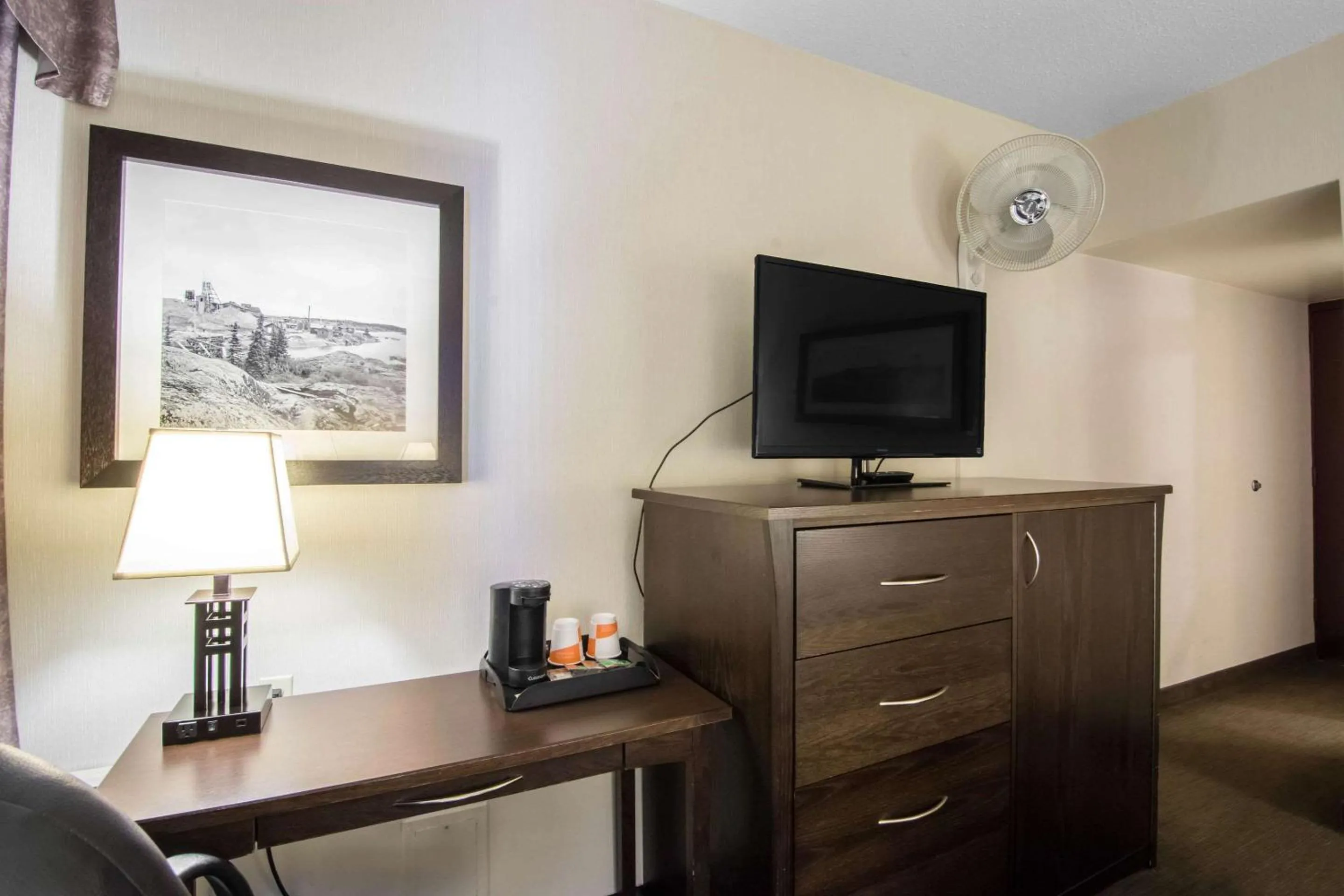 Double Room with Two Double Beds - Non-Smoking in Quality Inn & Suites Yellowknife