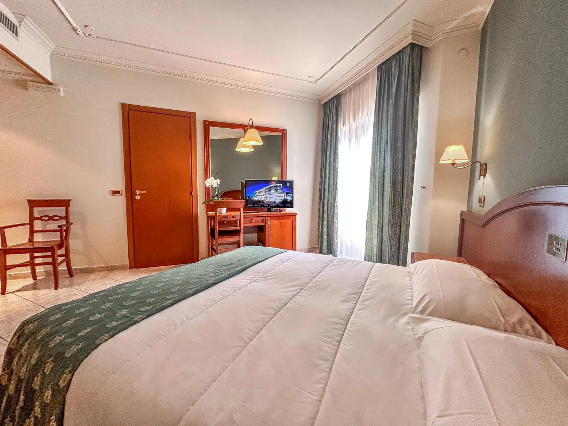 Double or Twin Room in Hotel Valle Rossa
