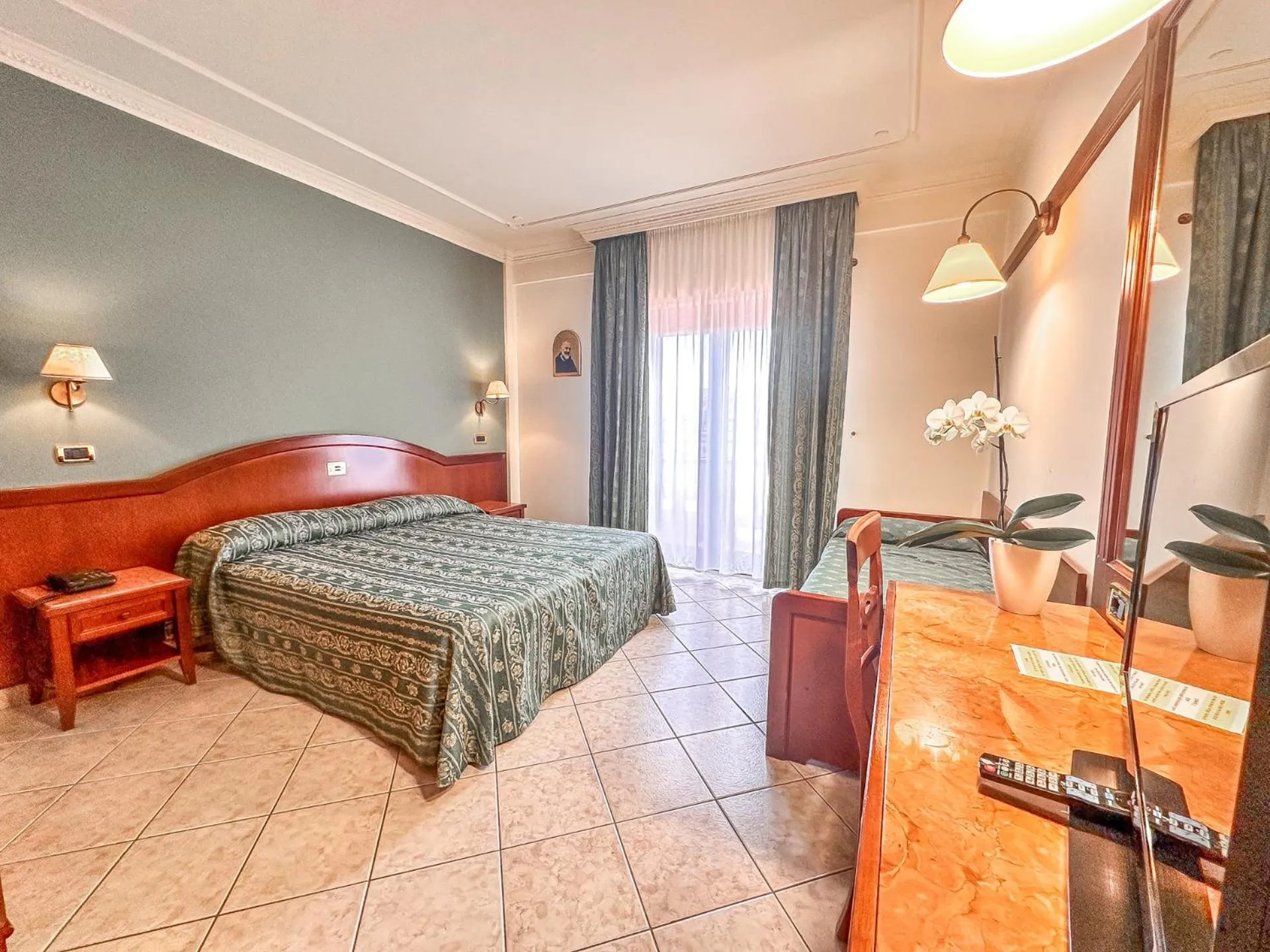 Triple Room in Hotel Valle Rossa