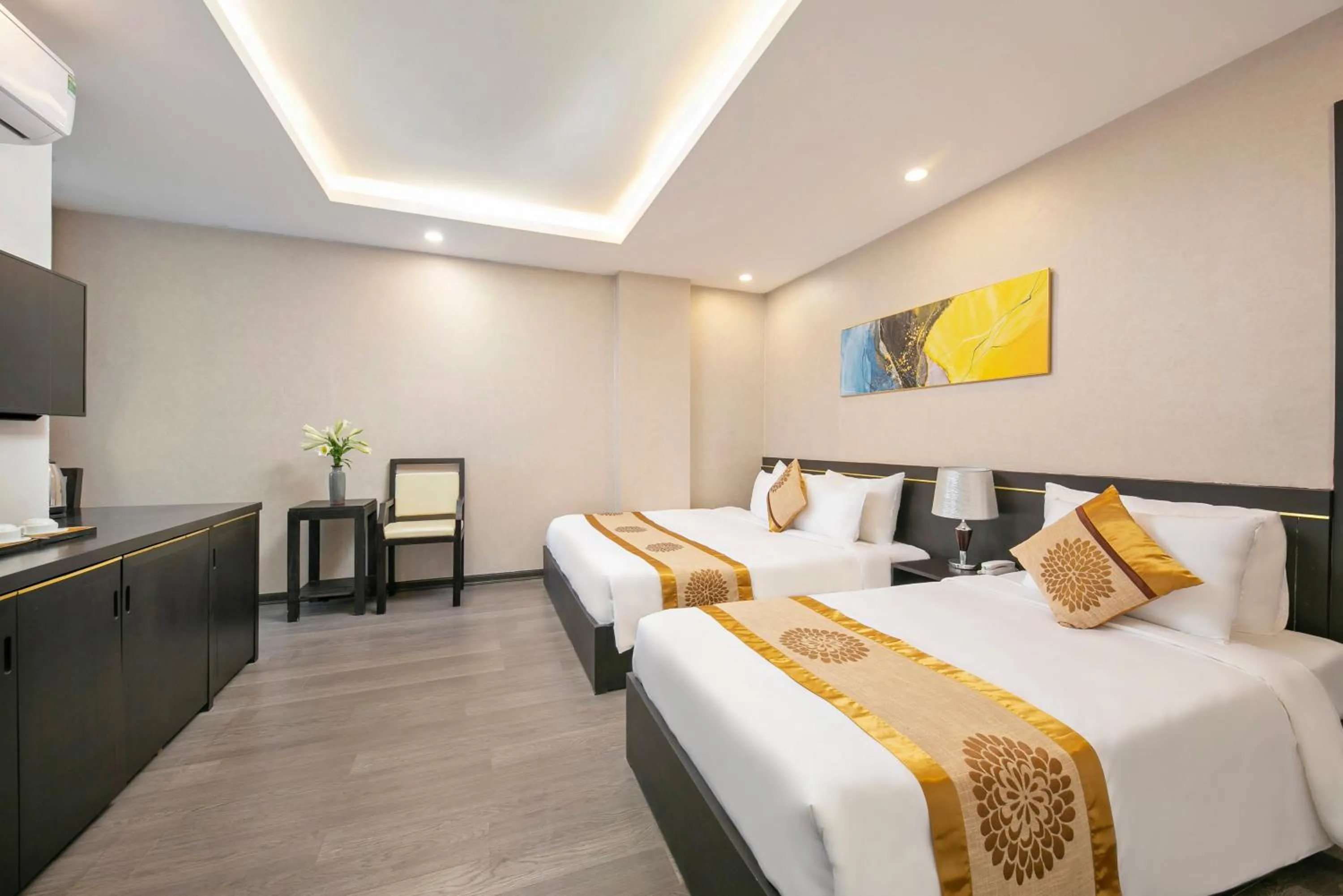 Deluxe Double or Twin Room with Garden View in Hanami Hotel Danang