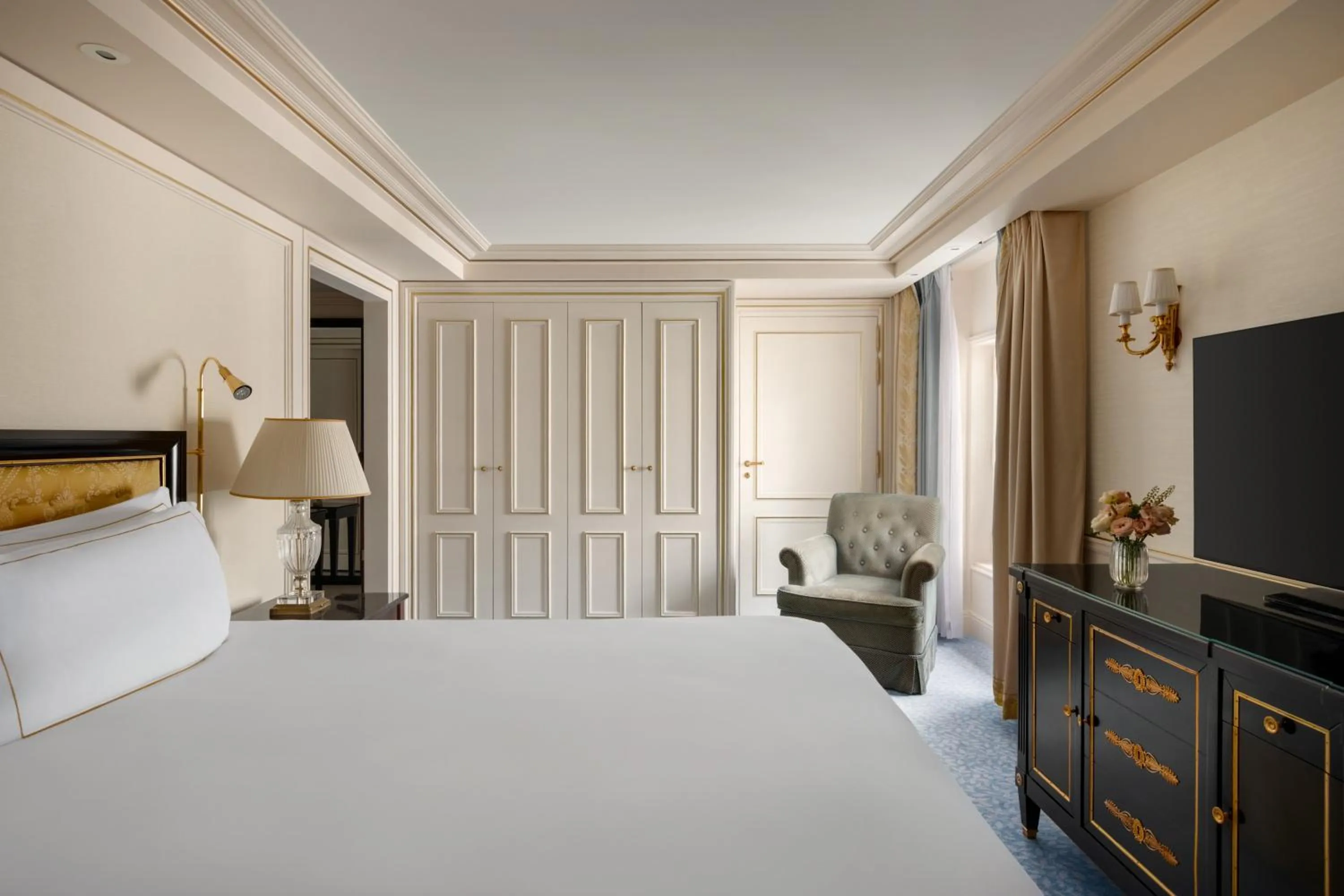 Superior Double Room in Shangri-La Paris