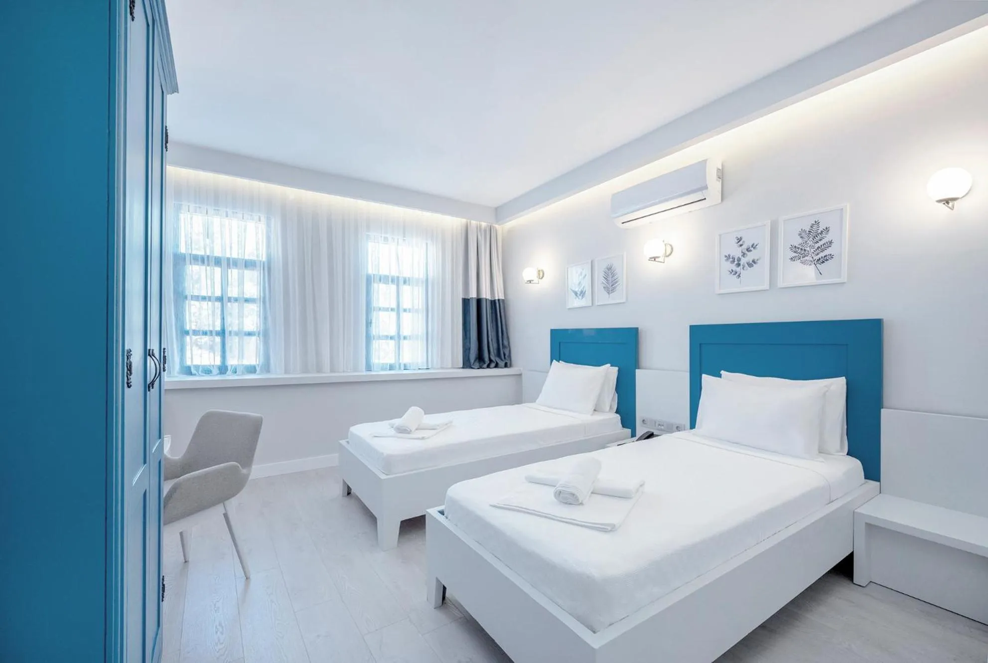 Budget Twin Room in Kas Marin Hotel