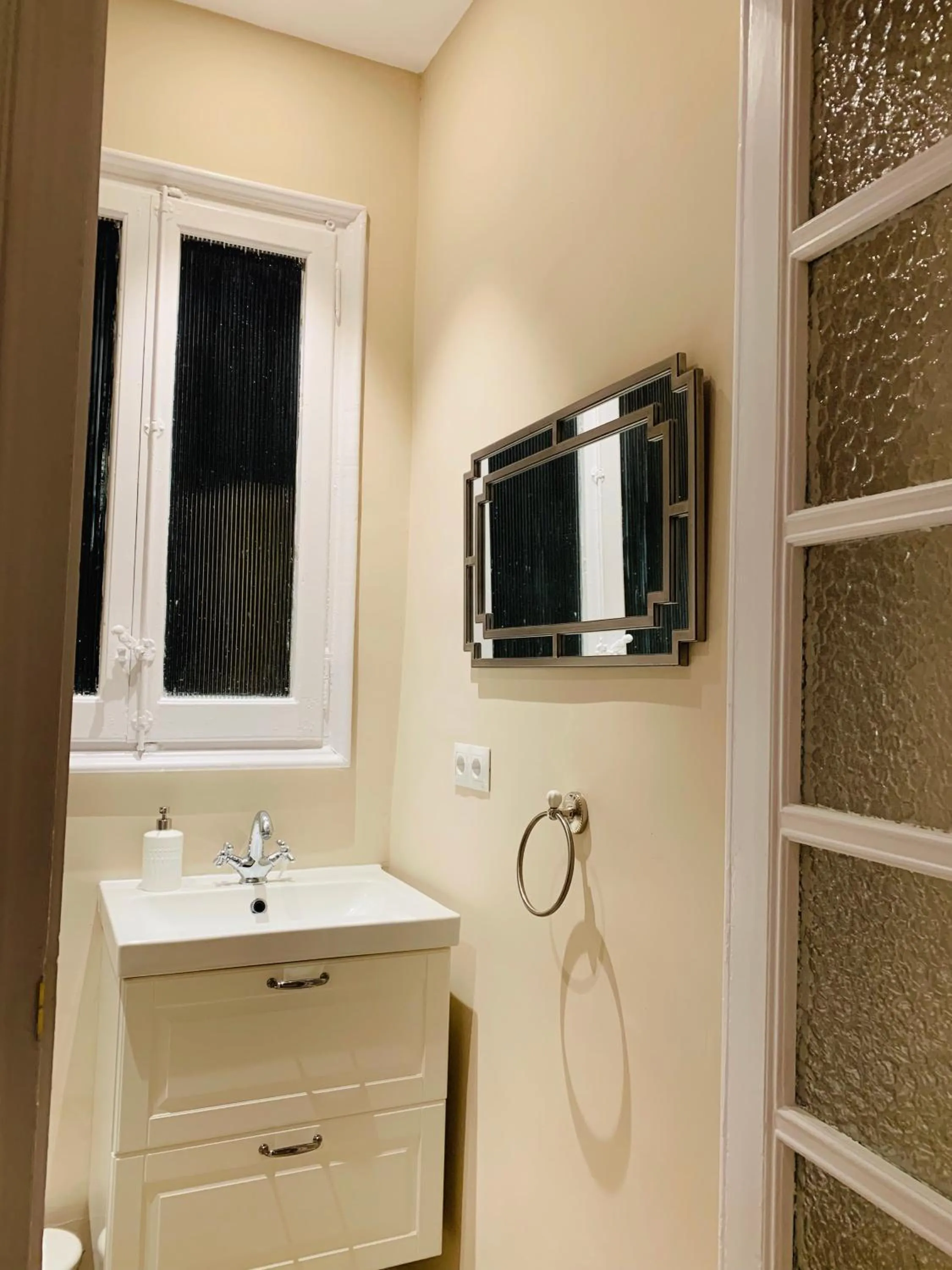 Deluxe Apartment in Hi Valencia Canovas