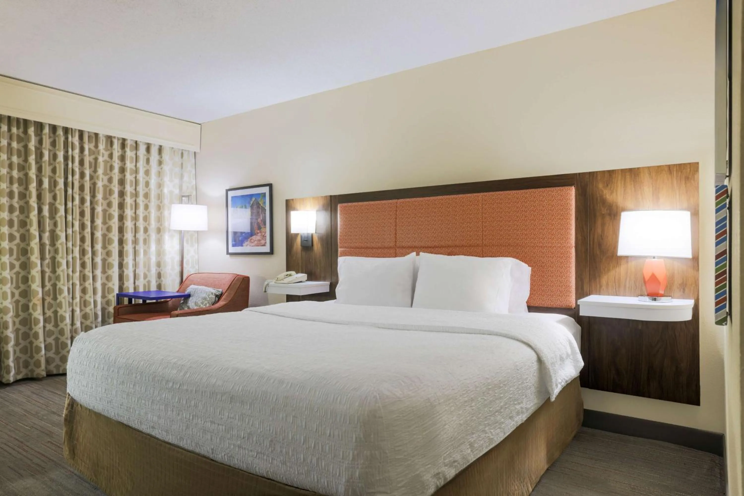 King Room - Mobility Access/Non-Smoking in Hampton Inn Raleigh/Garner