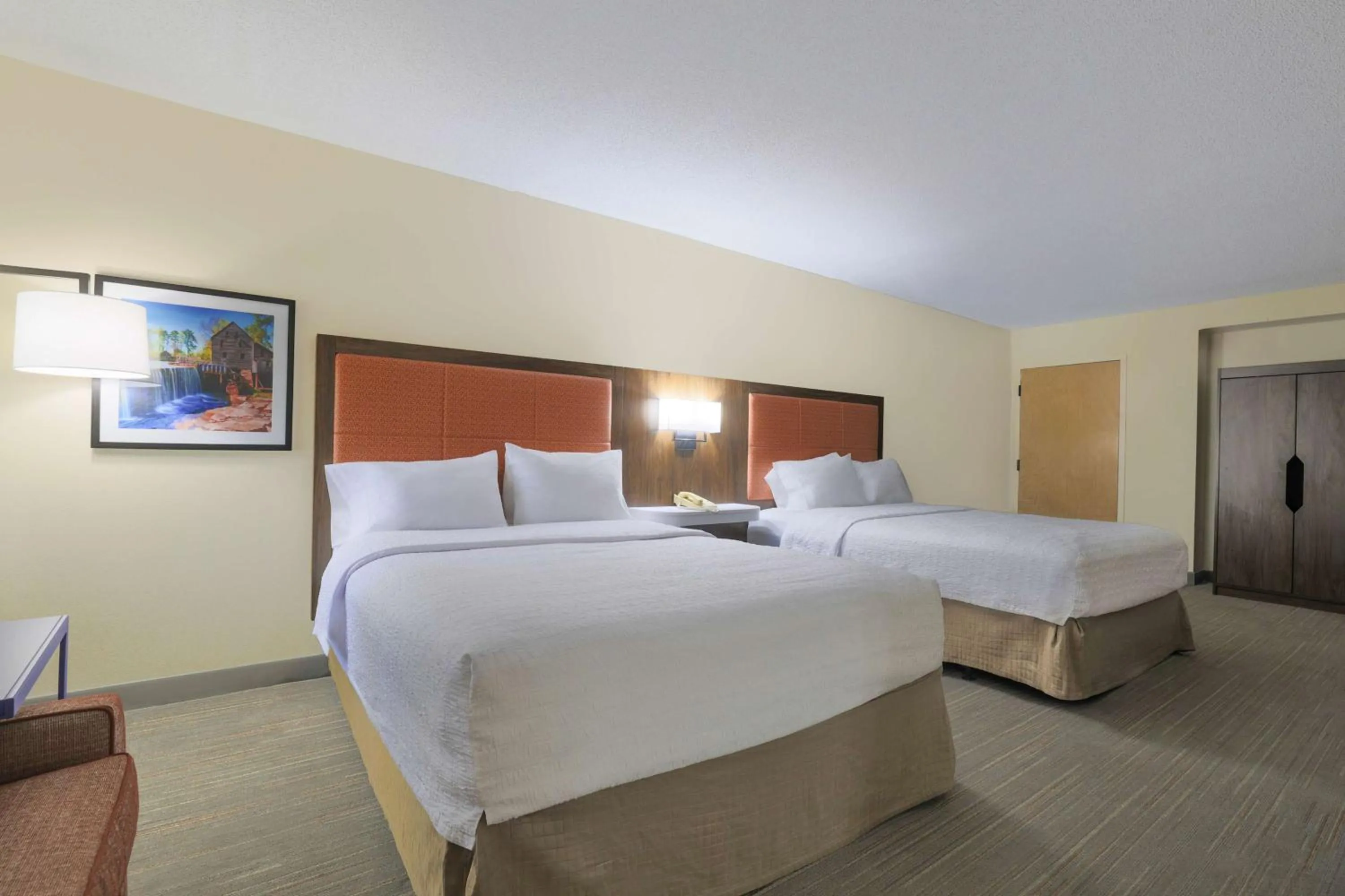 Queen Room with Two Queen Beds - Mobility and Hearing Access/Non-Smoking in Hampton Inn Raleigh/Garner