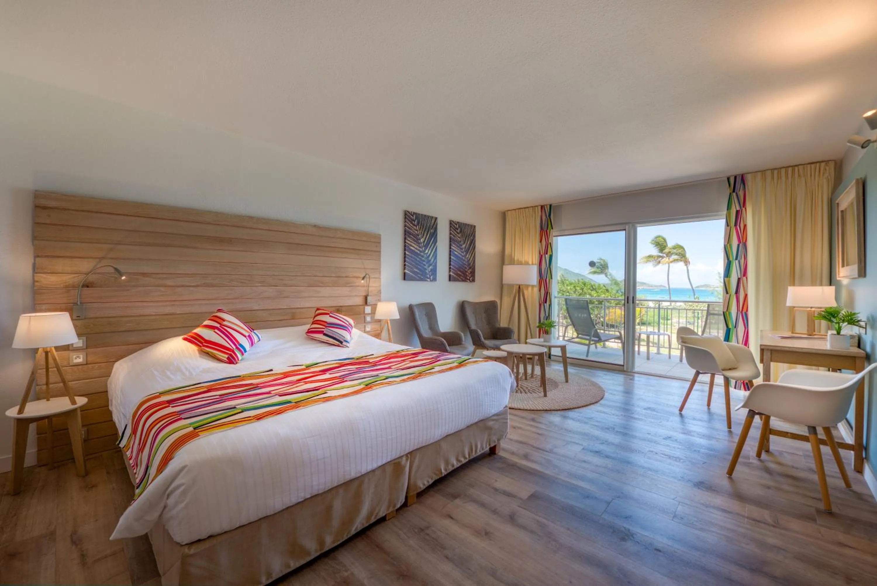Premium Junior Suite Ocean in La Playa Orient Bay