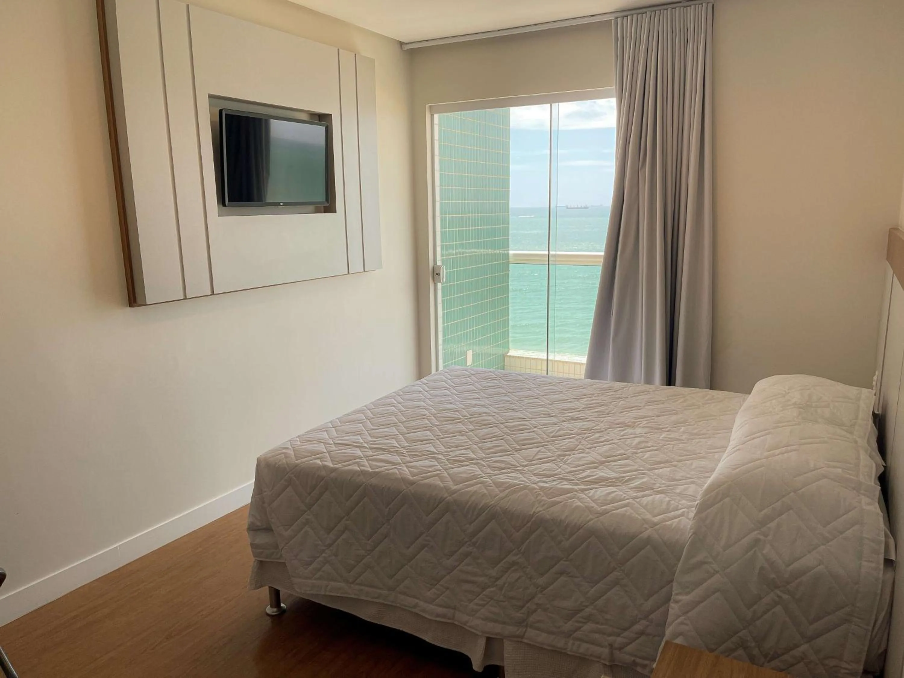 One-Bedroom Apartment - Oceanfront in Hotel Plaza Mar