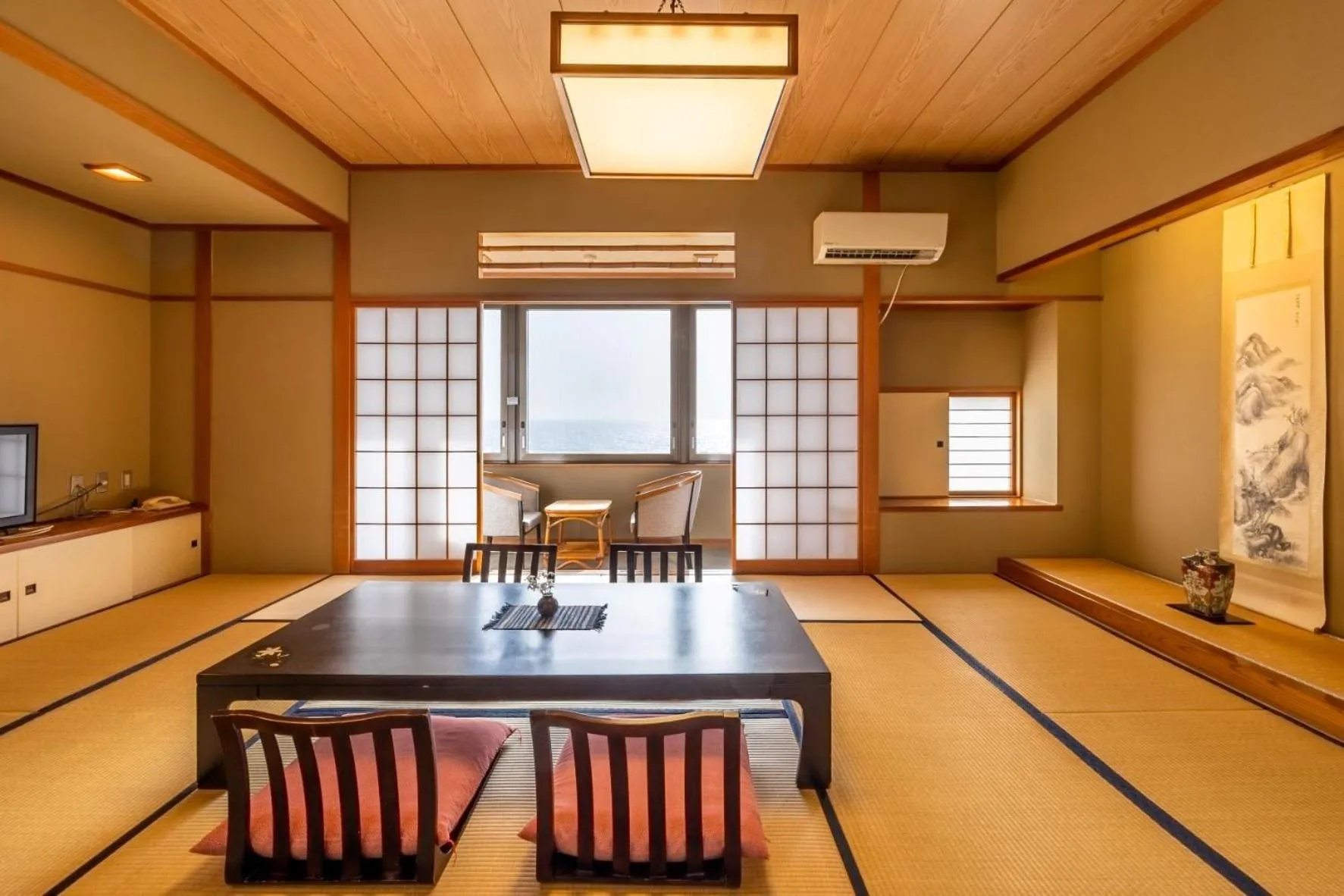 Japanese-Style Room - single occupancy - Sunset Ocean Front (4 adult)	 in Sado Resort Hotel Azuma