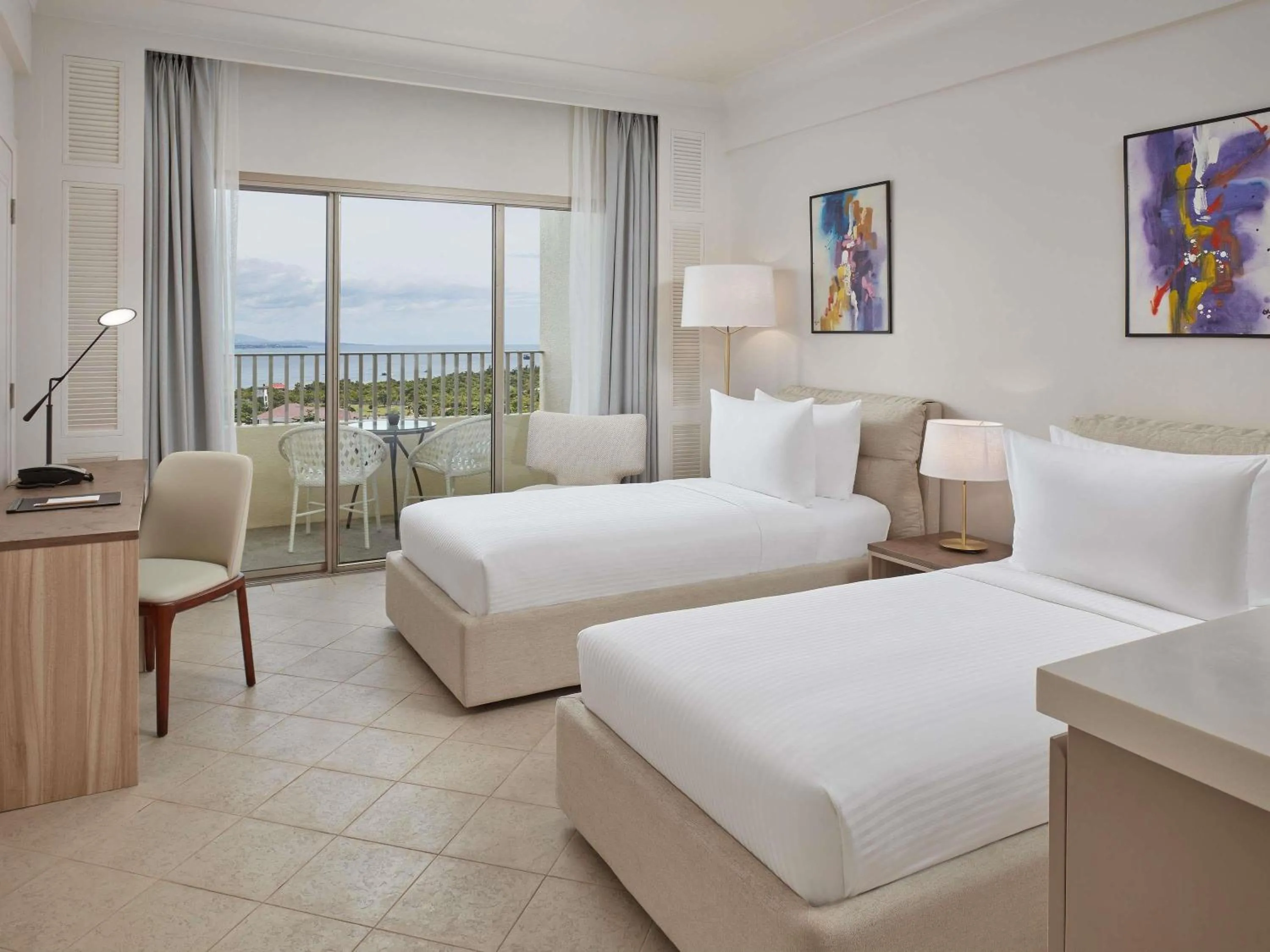 Premier Deluxe Twin Room in Mövenpick Hotel Mactan Island Cebu