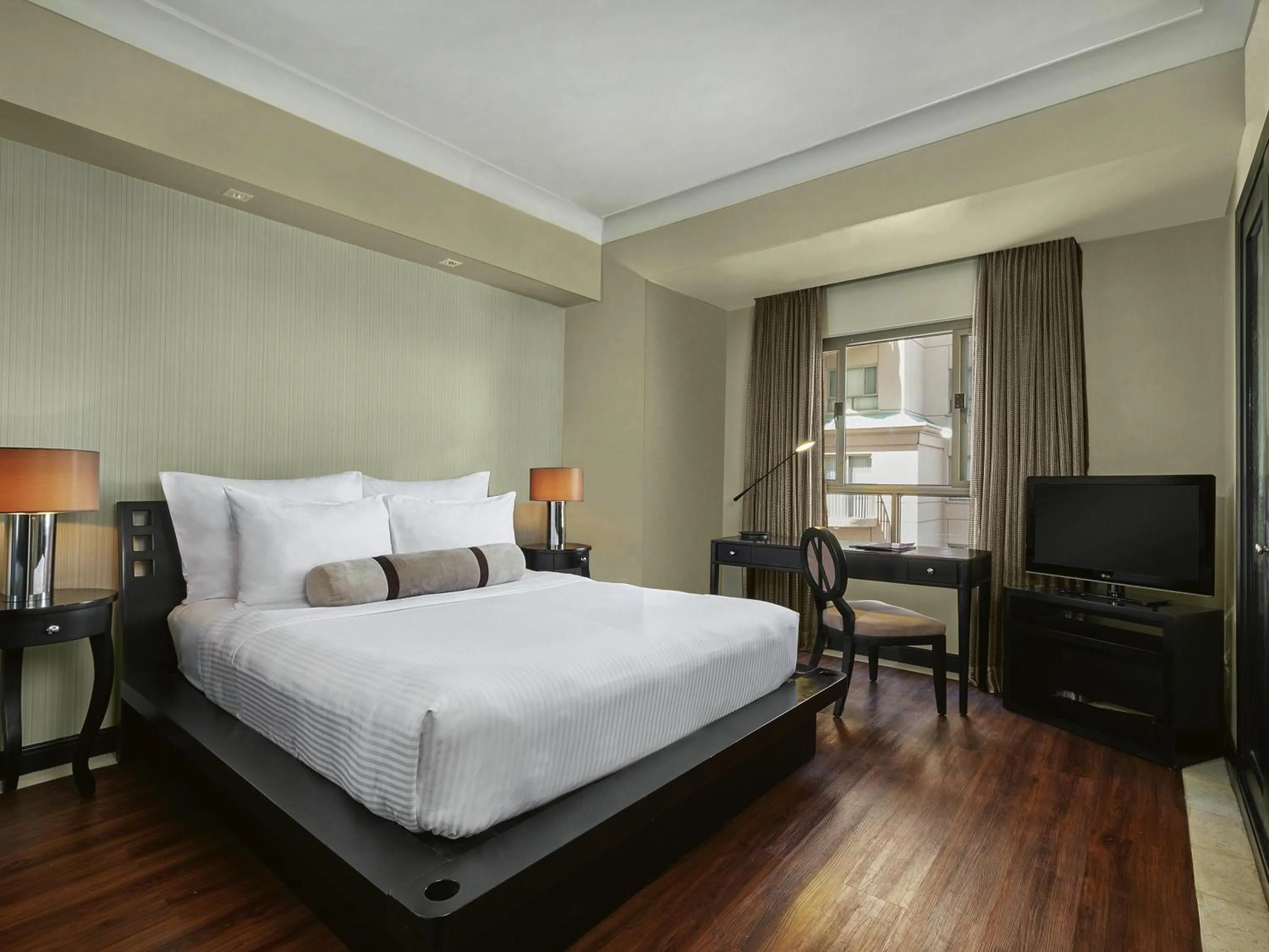 King Suite with Atrium View in Mövenpick Hotel Mactan Island Cebu