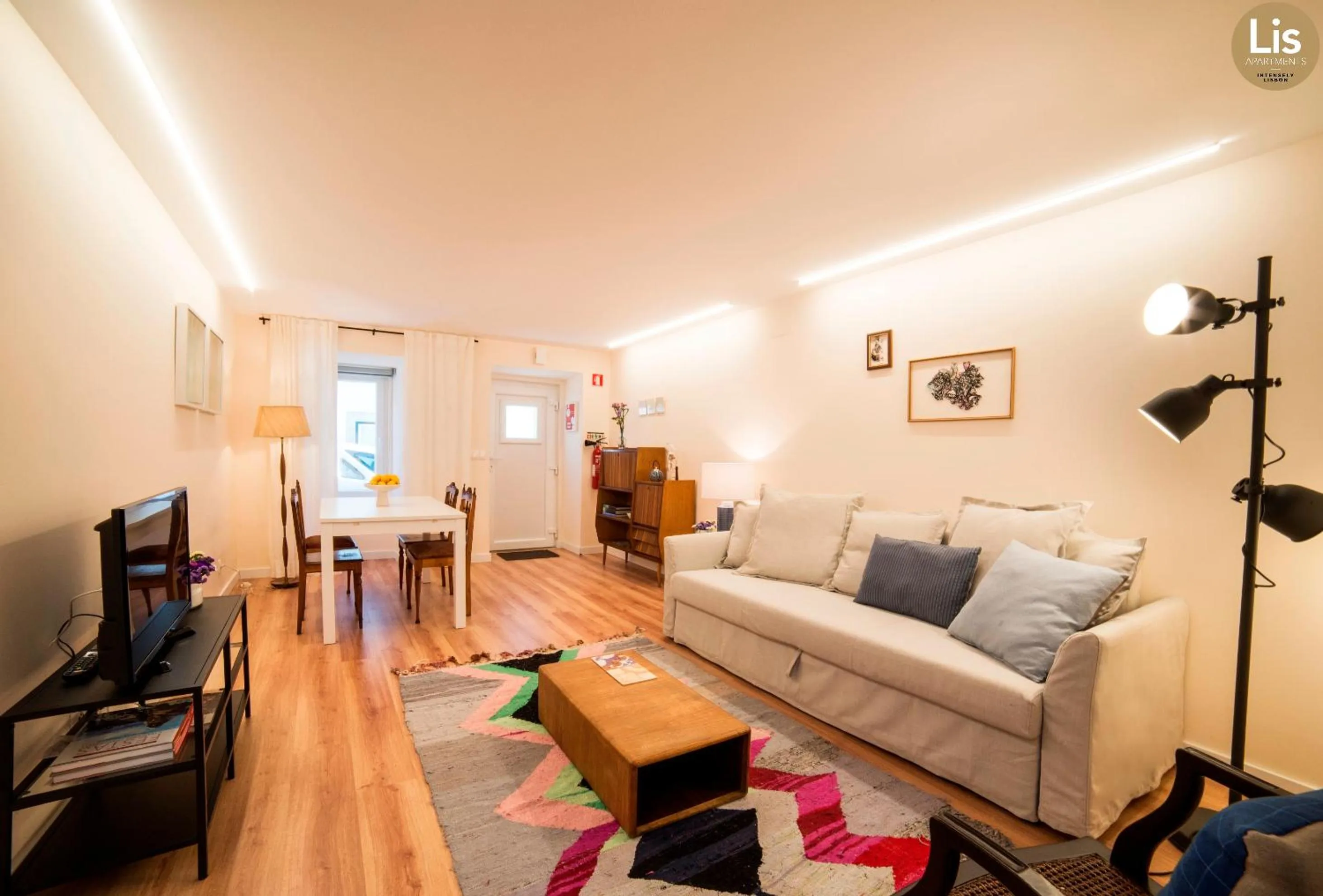 Superior One-Bedroom Apartment with Patio in Lis Apartments