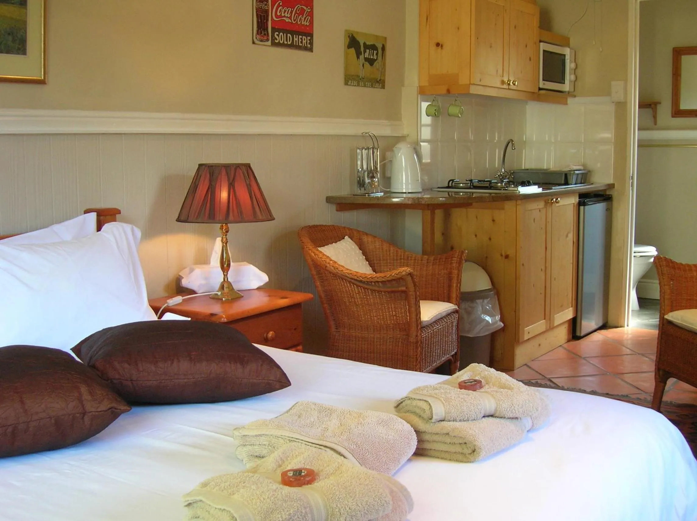 Double Room with Garden View - single occupancy in The Old Trading Post