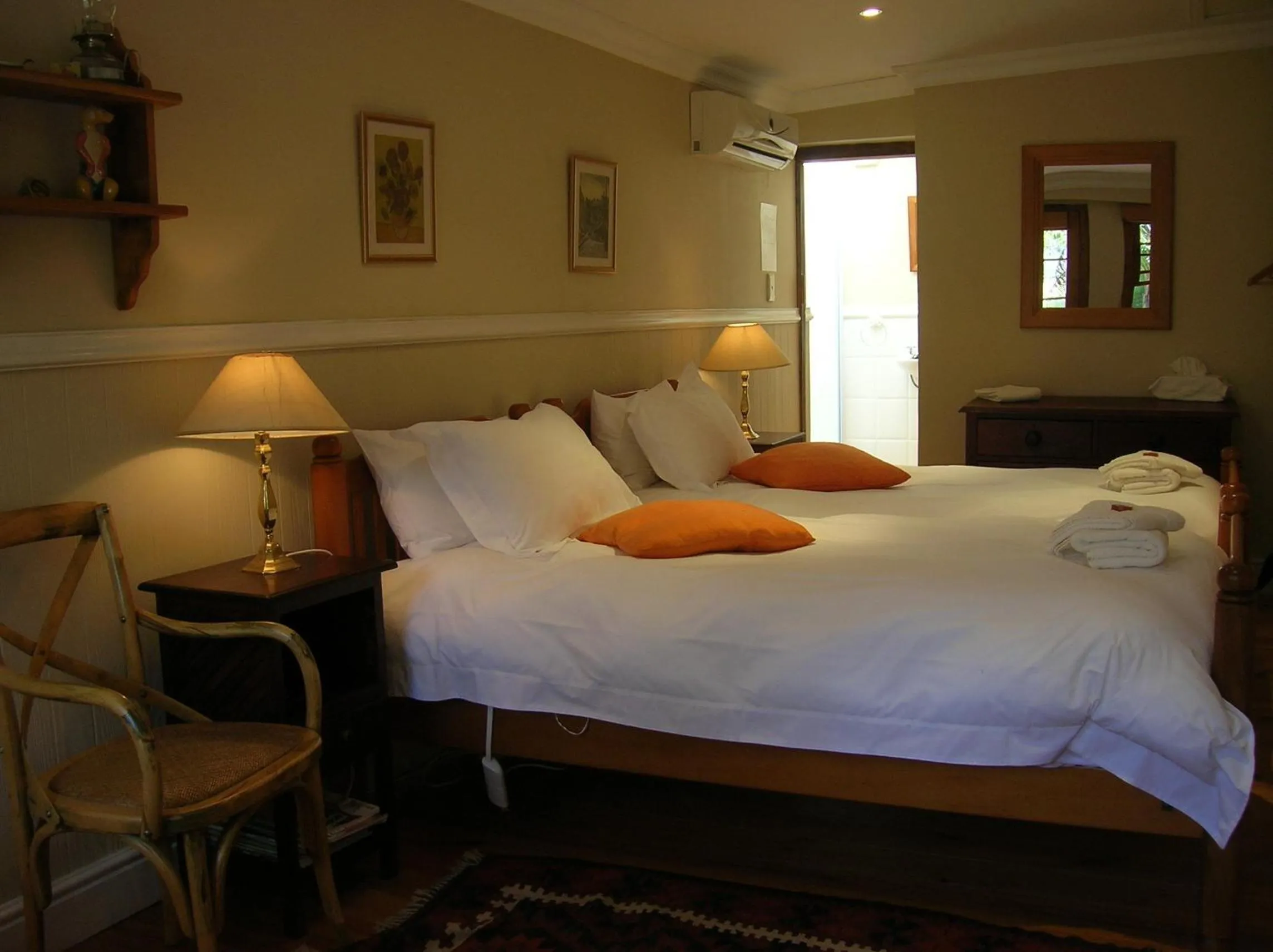 Twin Room - single occupancy in The Old Trading Post