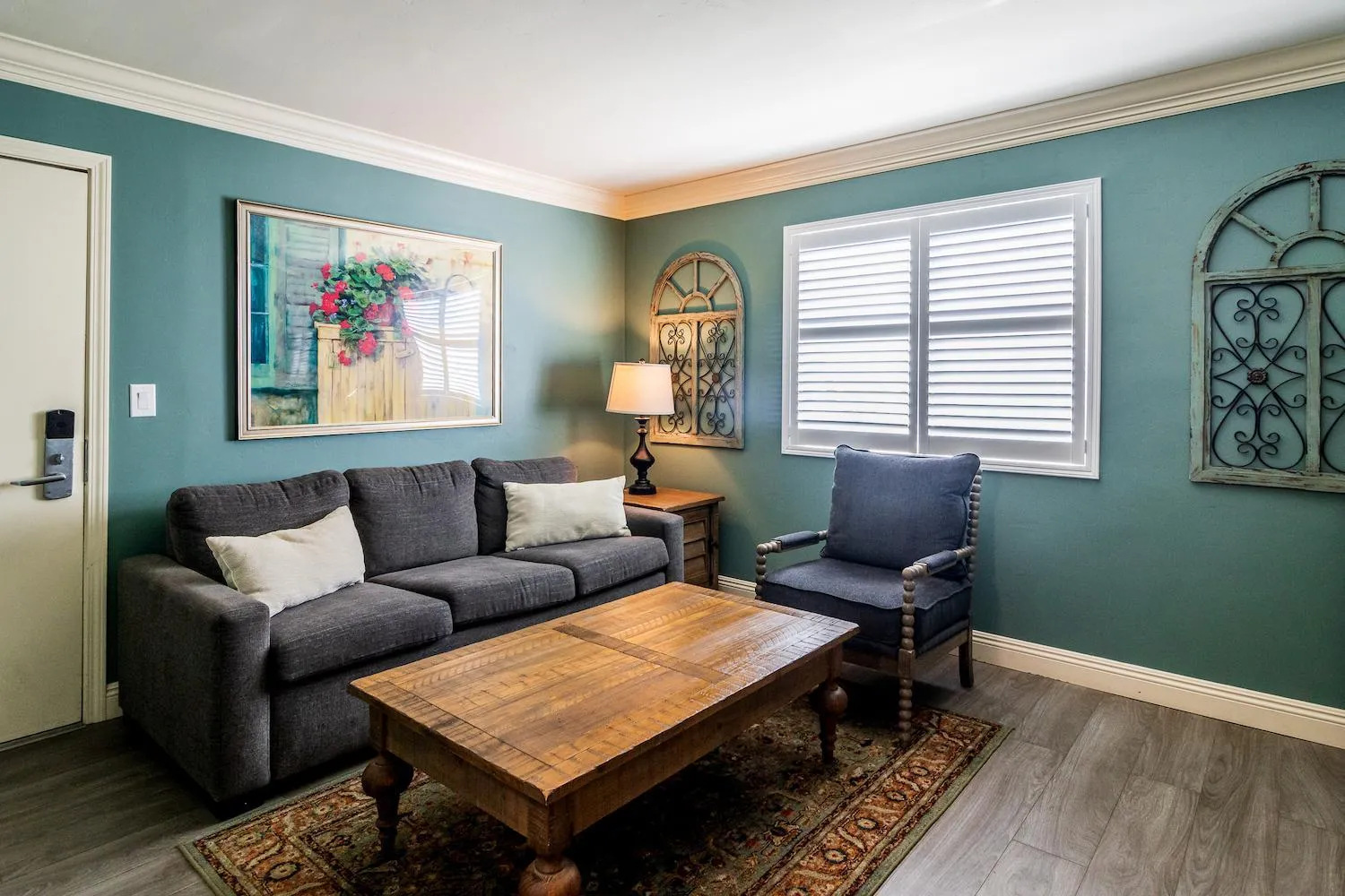 Two Queen Junior Suite in Cambria Pines Lodge