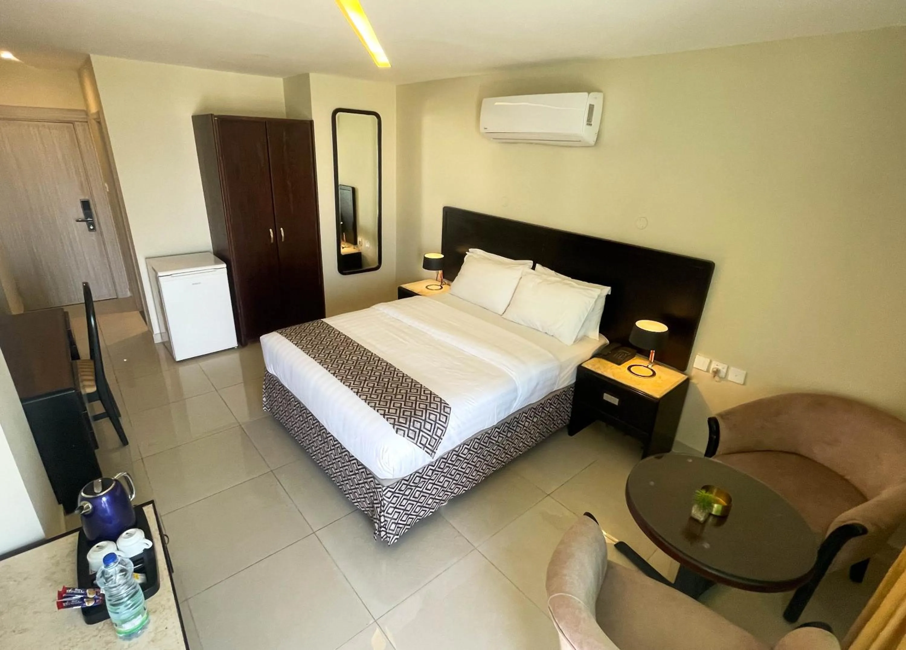 Deluxe Double or Twin Room in Dweik Hotel 2