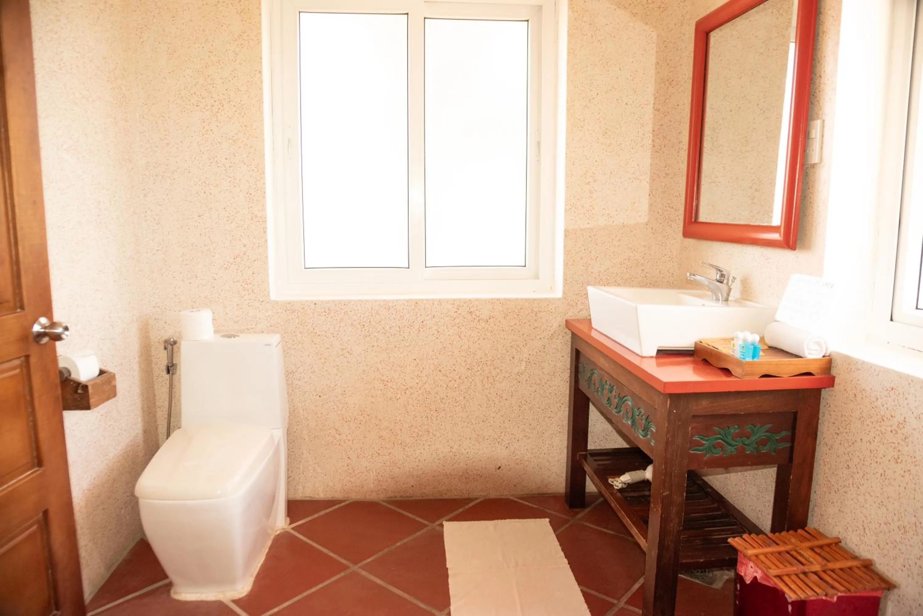 Three-Bedroom Villa with Jacuzzi in Full Moon Village Resort