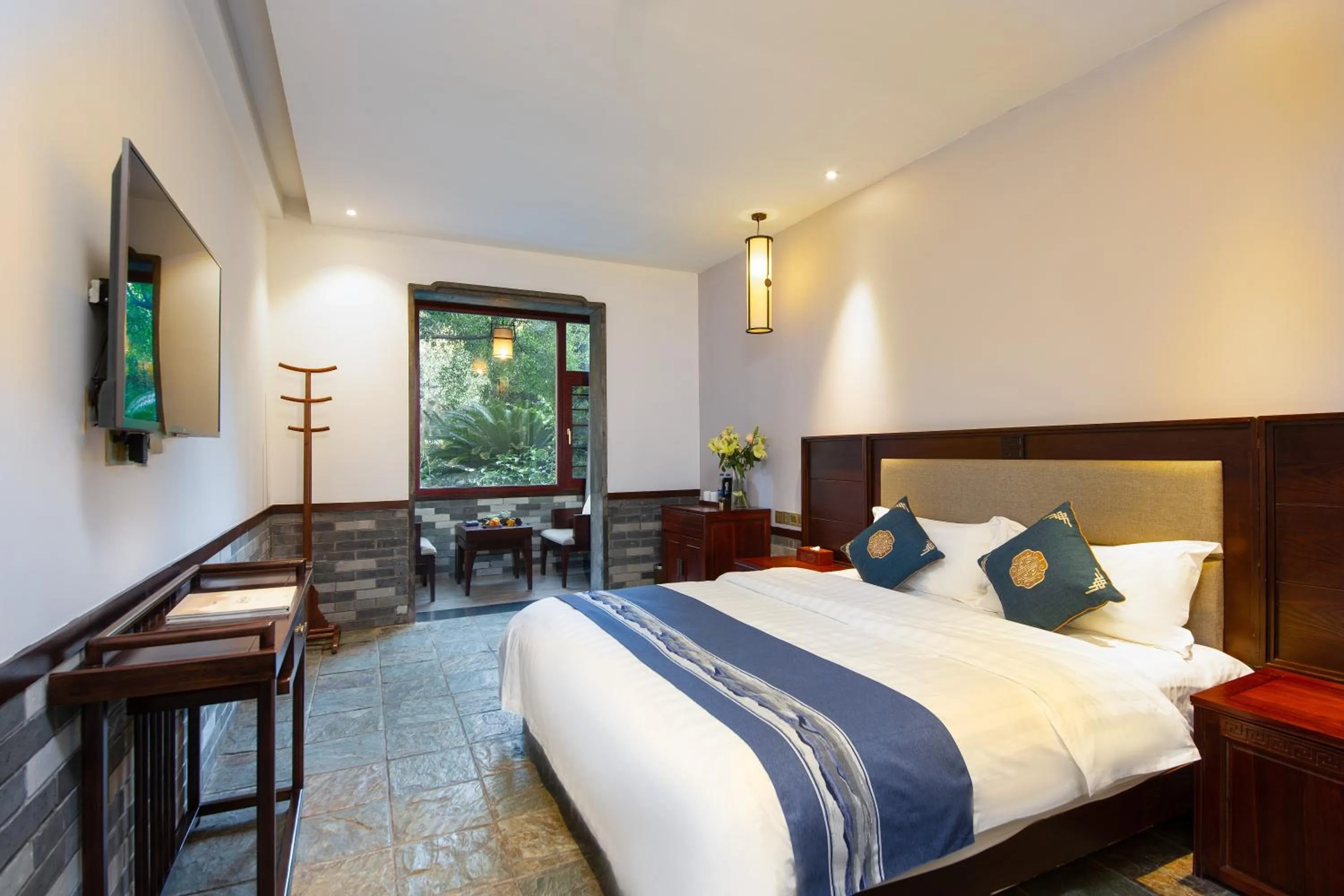 Standard Queen Room in Aroma Tea House