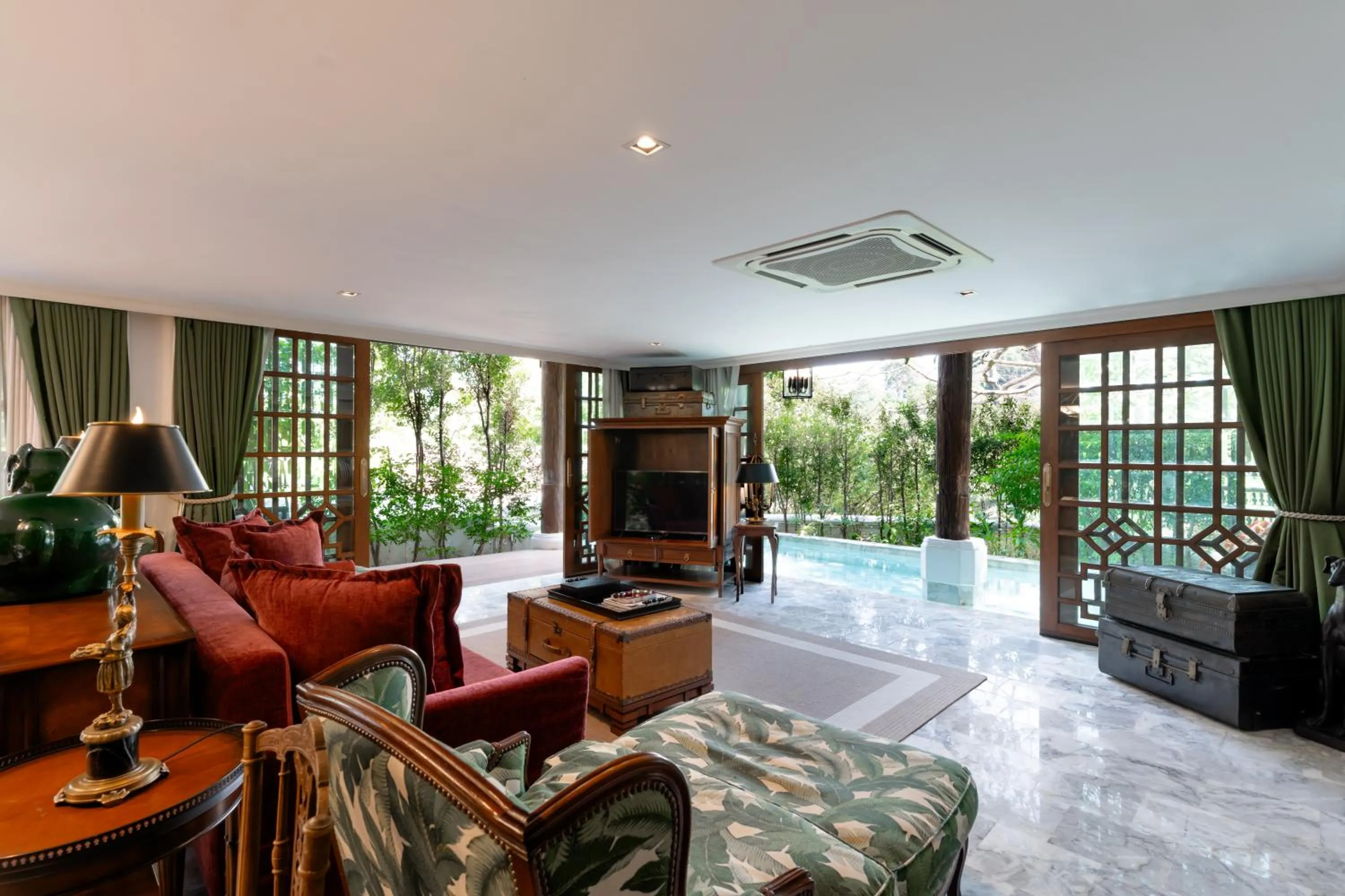 Honeymoon Suite with Private Pool in Chantra Khiri Chalet Chiang Mai