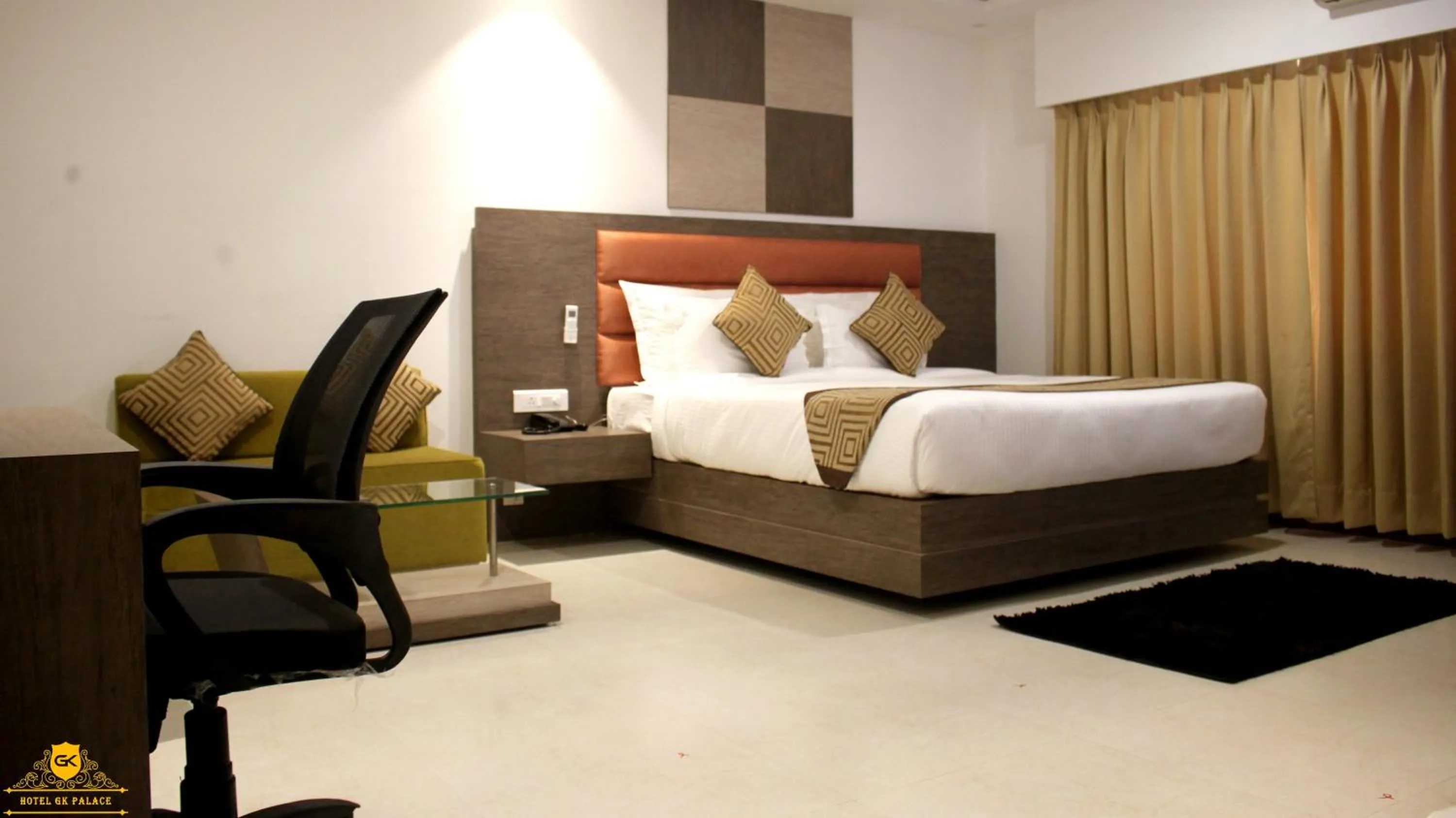 GK PALACE Pure VEG Hotel