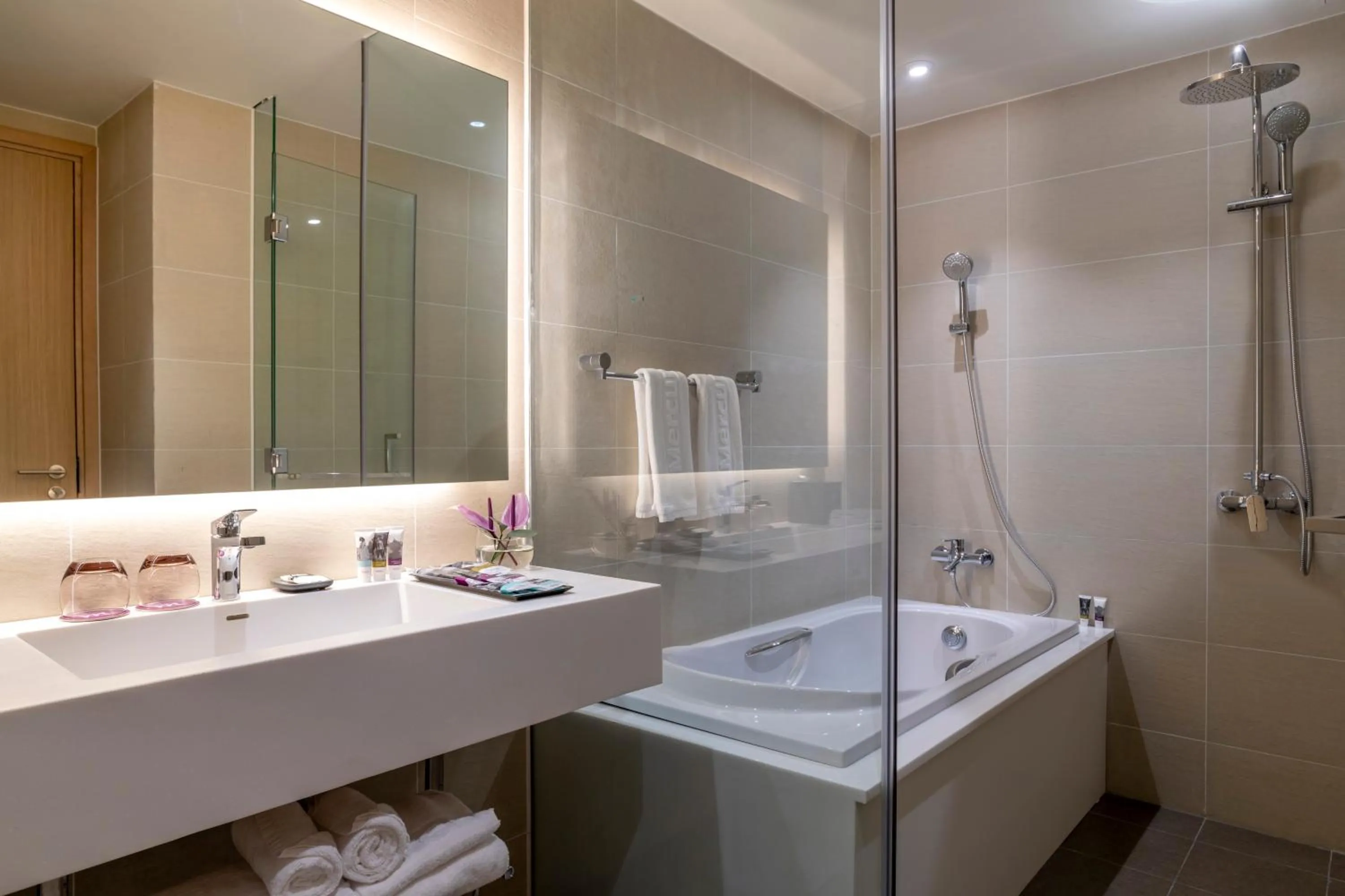 One-Bedroom Apartment in Mercure Hai Phong