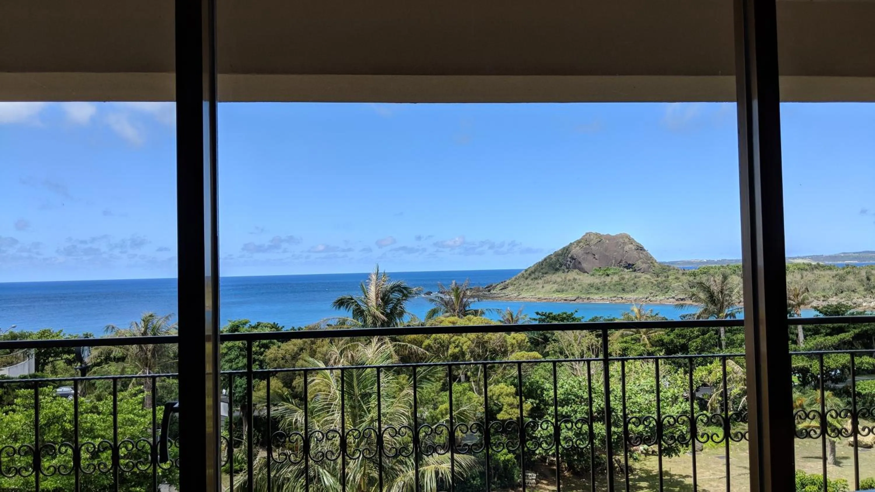 Executive Attic Room with Sea View in Howard Beach Resort Kenting