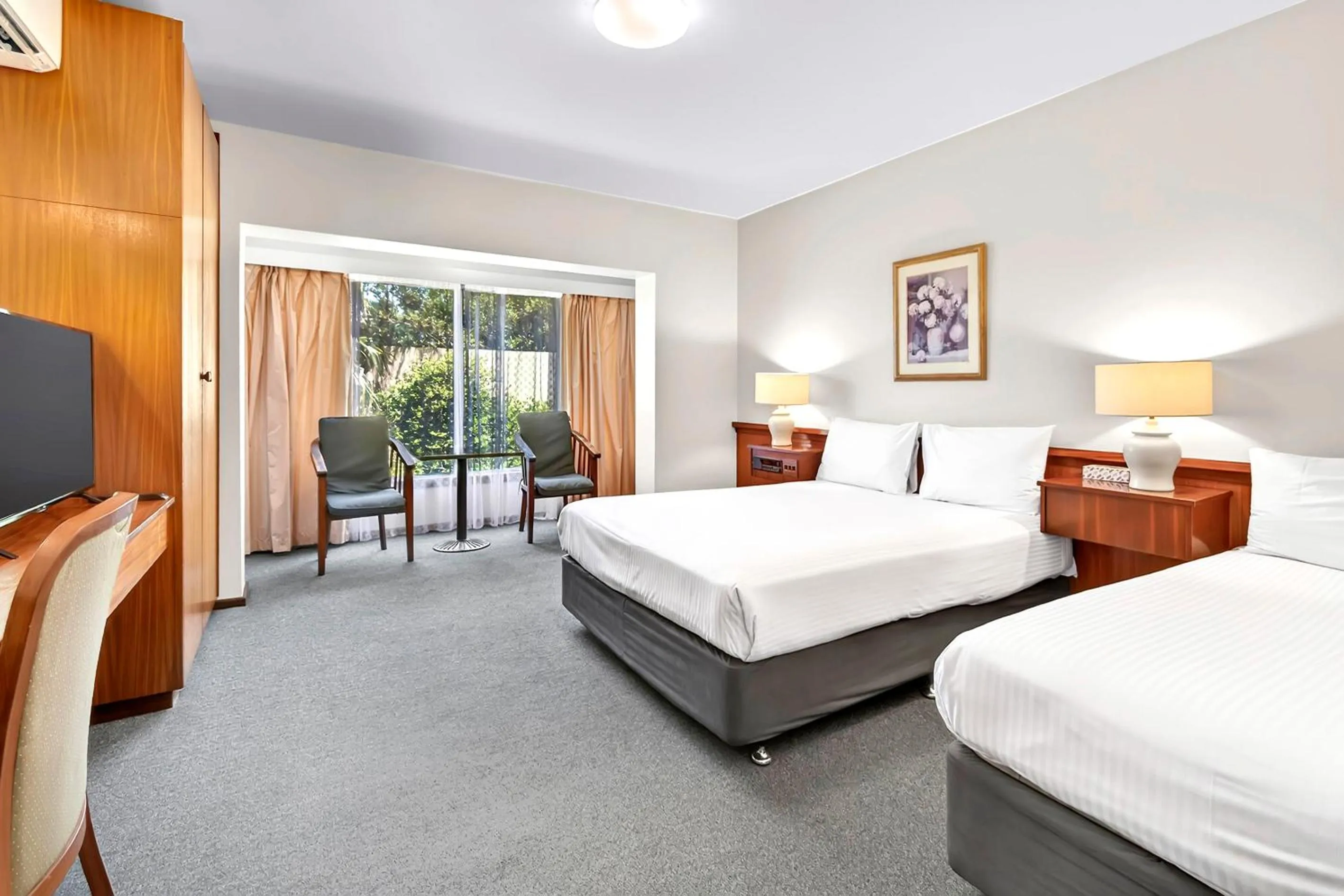 Twin Room in The Clifton Motel