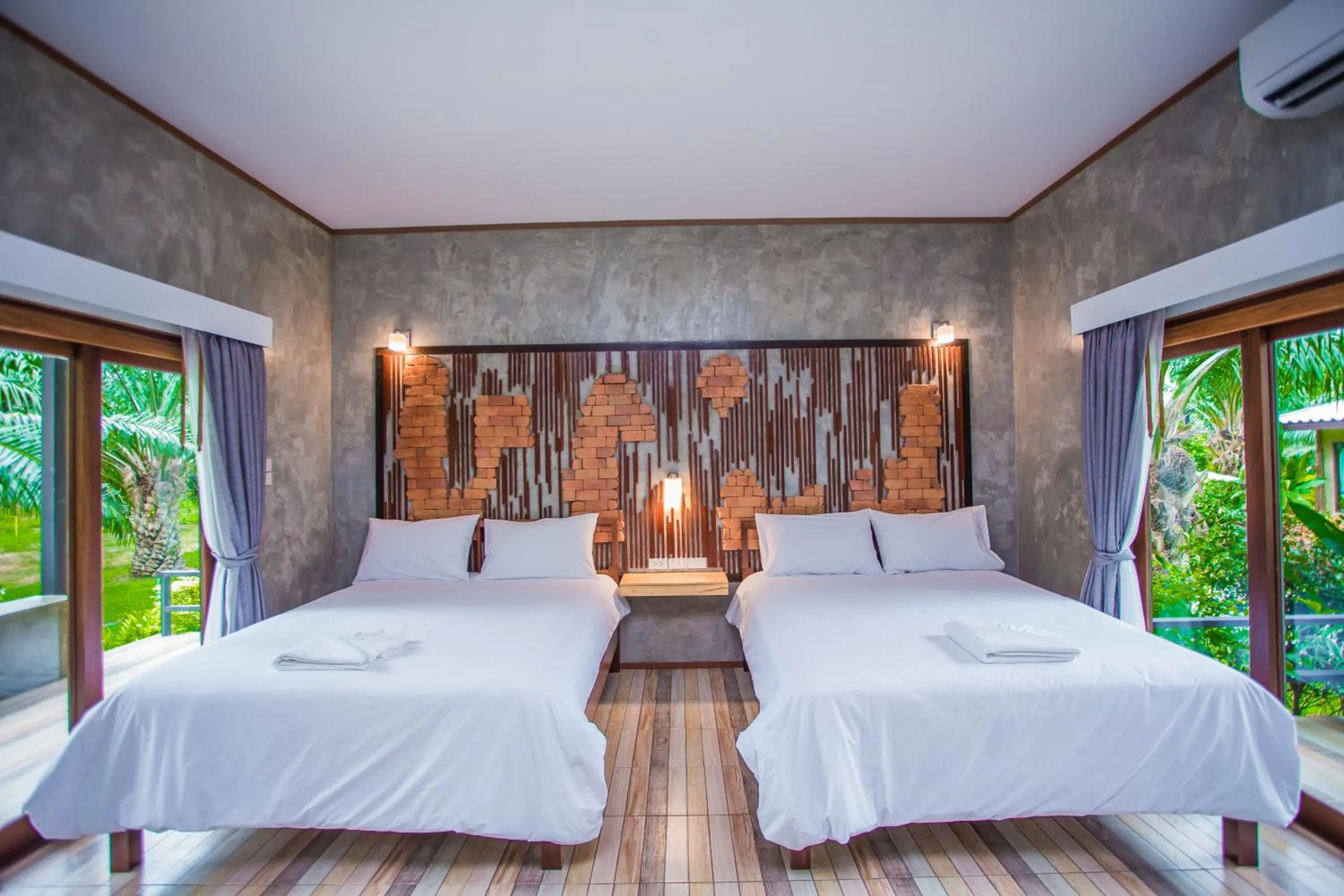 Standard Twin Room in Palm Pran Resort